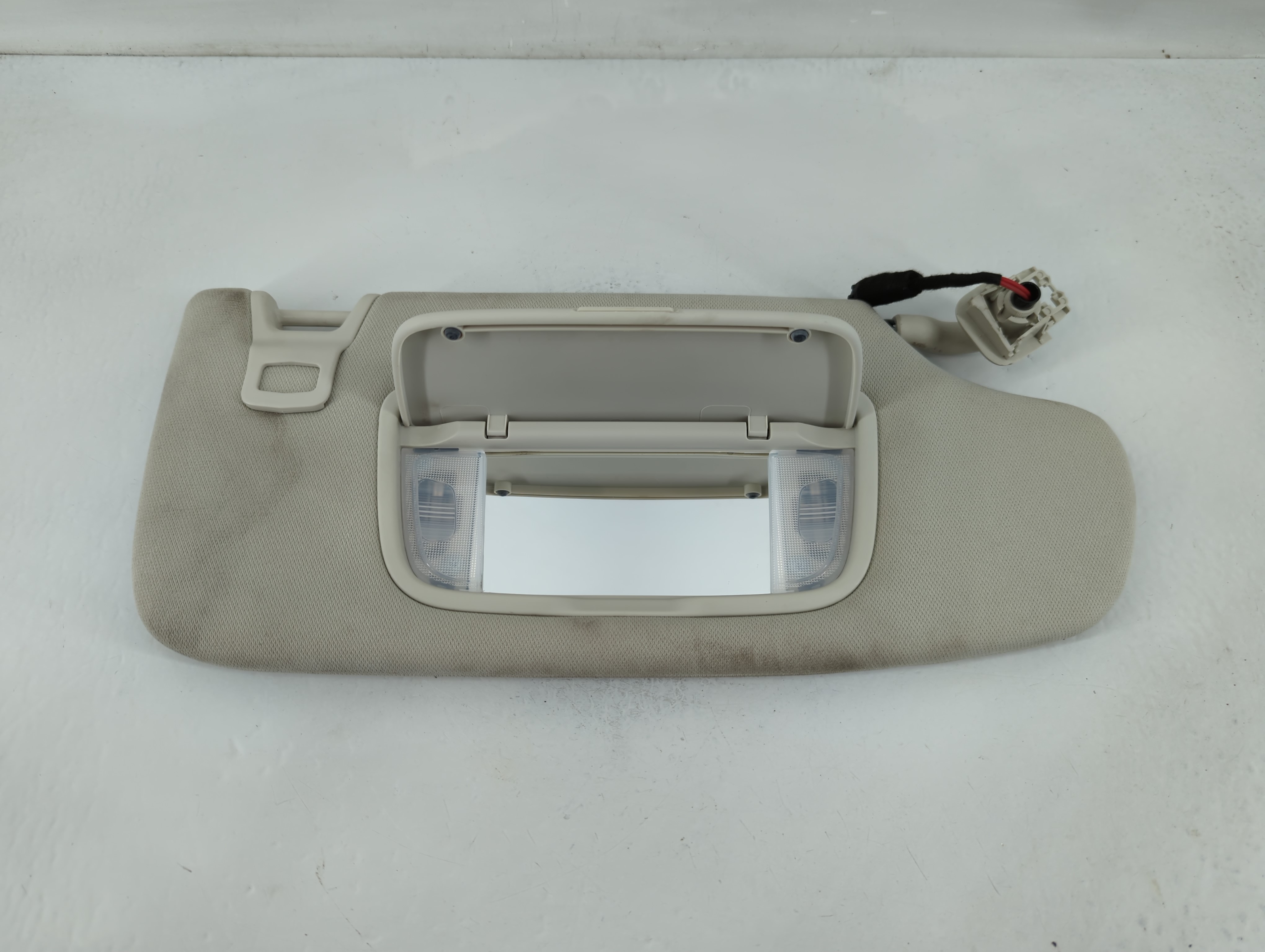 2015-2020 Ford Edge Passenger Sun Visor Mirror Right Sunvisor Light Grey 827501 - Oemusedautoparts1.com