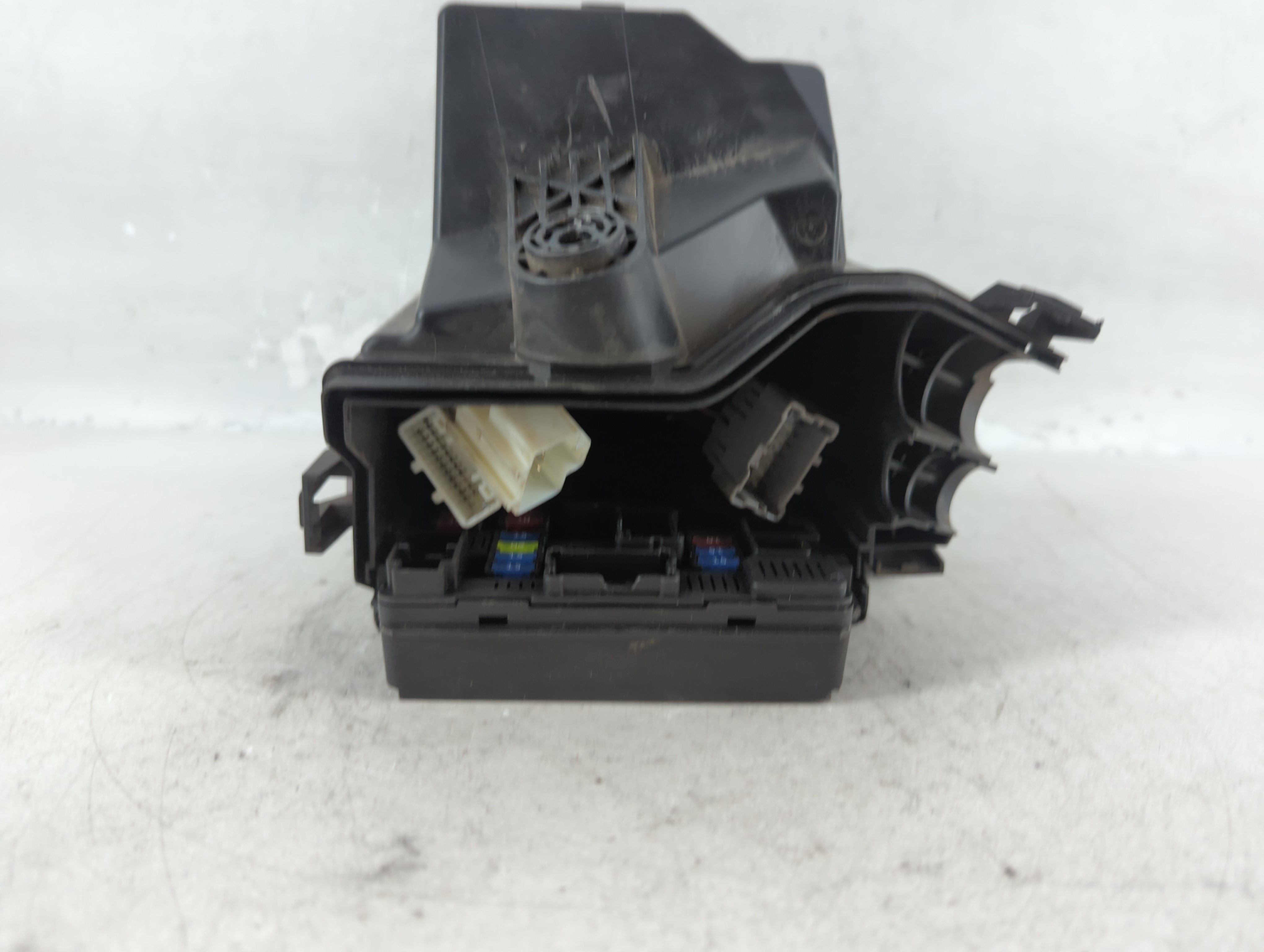 2013-2019 Nissan Versa Fusebox Fuse Box Relay Module 284b7 1hr0c 827565 - Oemusedautoparts1.com