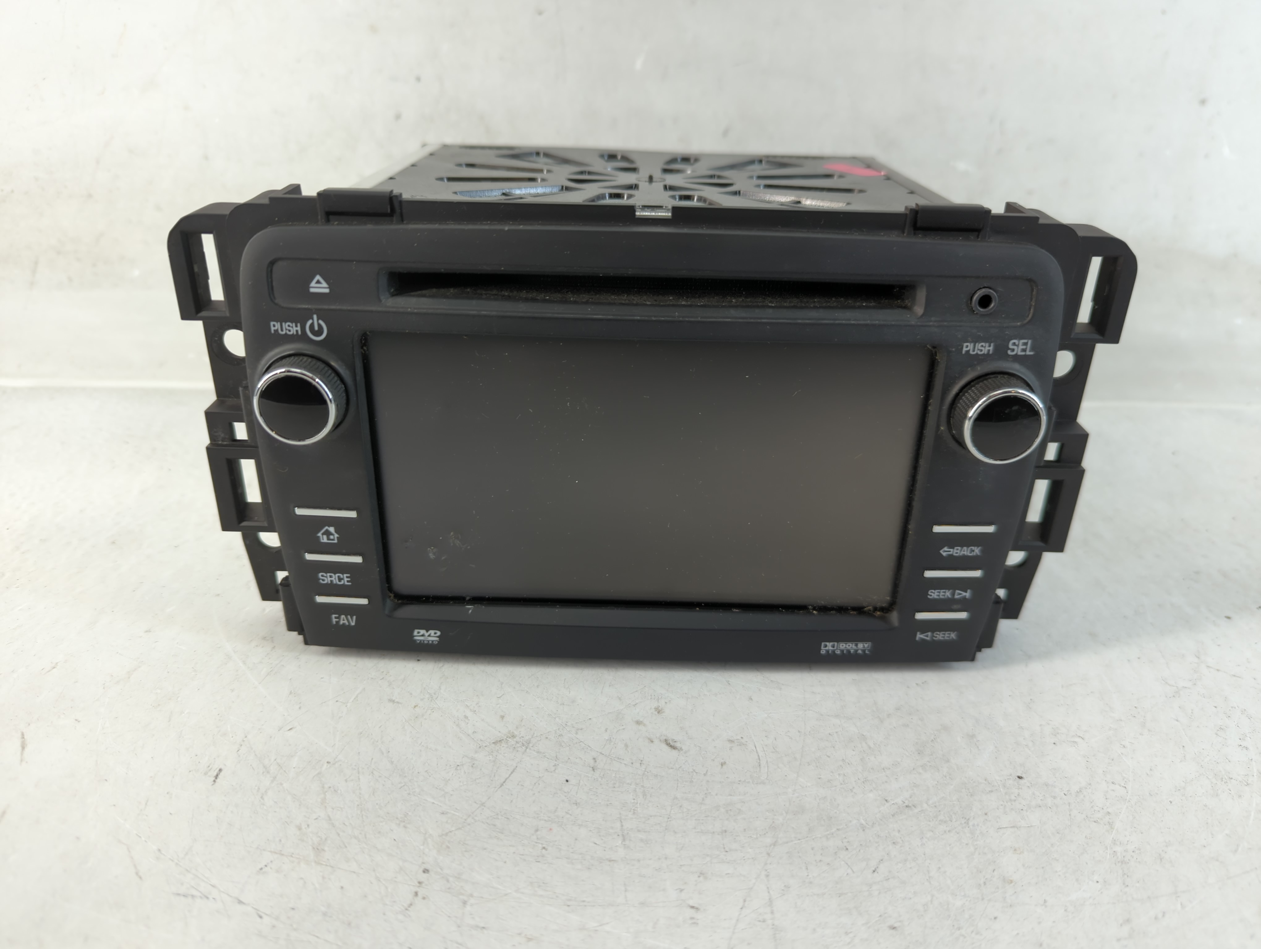 2015-2017 Chevrolet Traverse Am Fm Cd Player Radio Receiver 827976 - Oemusedautoparts1.com