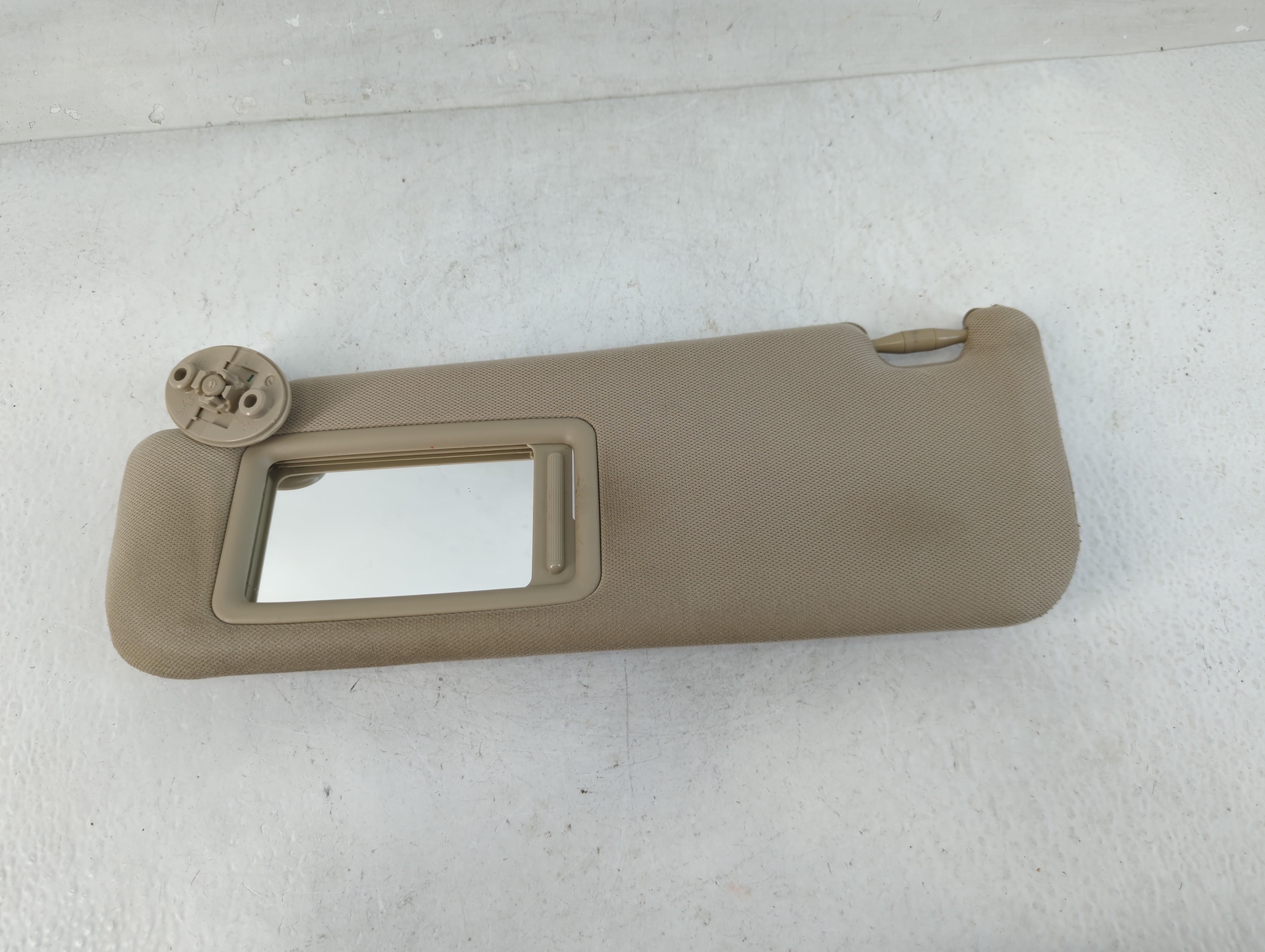 2012-2017 Toyota Camry Driver Sun Visor Mirror Left Sunvisor Tan 828188 - Oemusedautoparts1.com