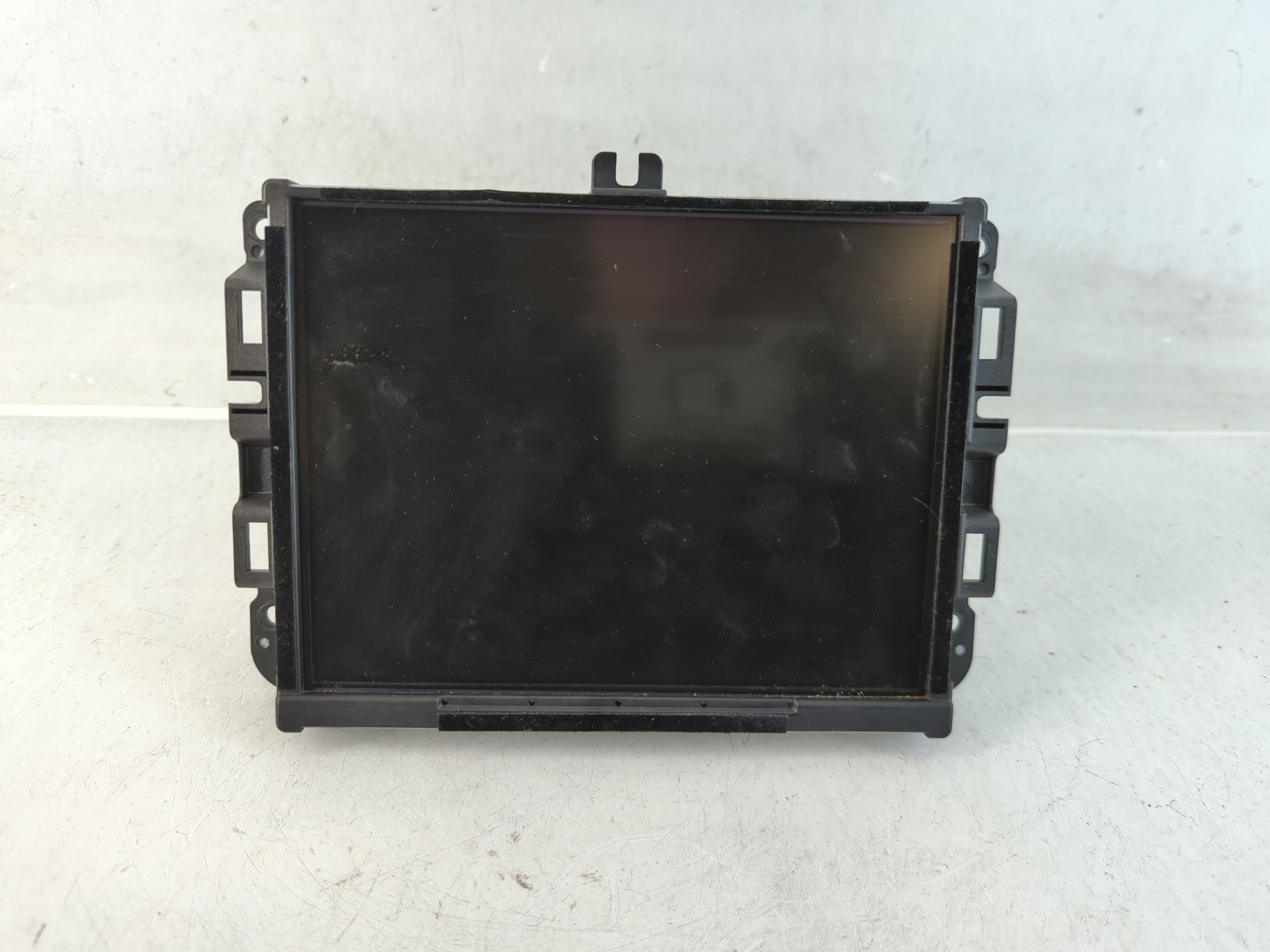 2014-2014 Jeep Cherokee Am Fm Cd Player Radio Receiver 828210 - Oemusedautoparts1.com