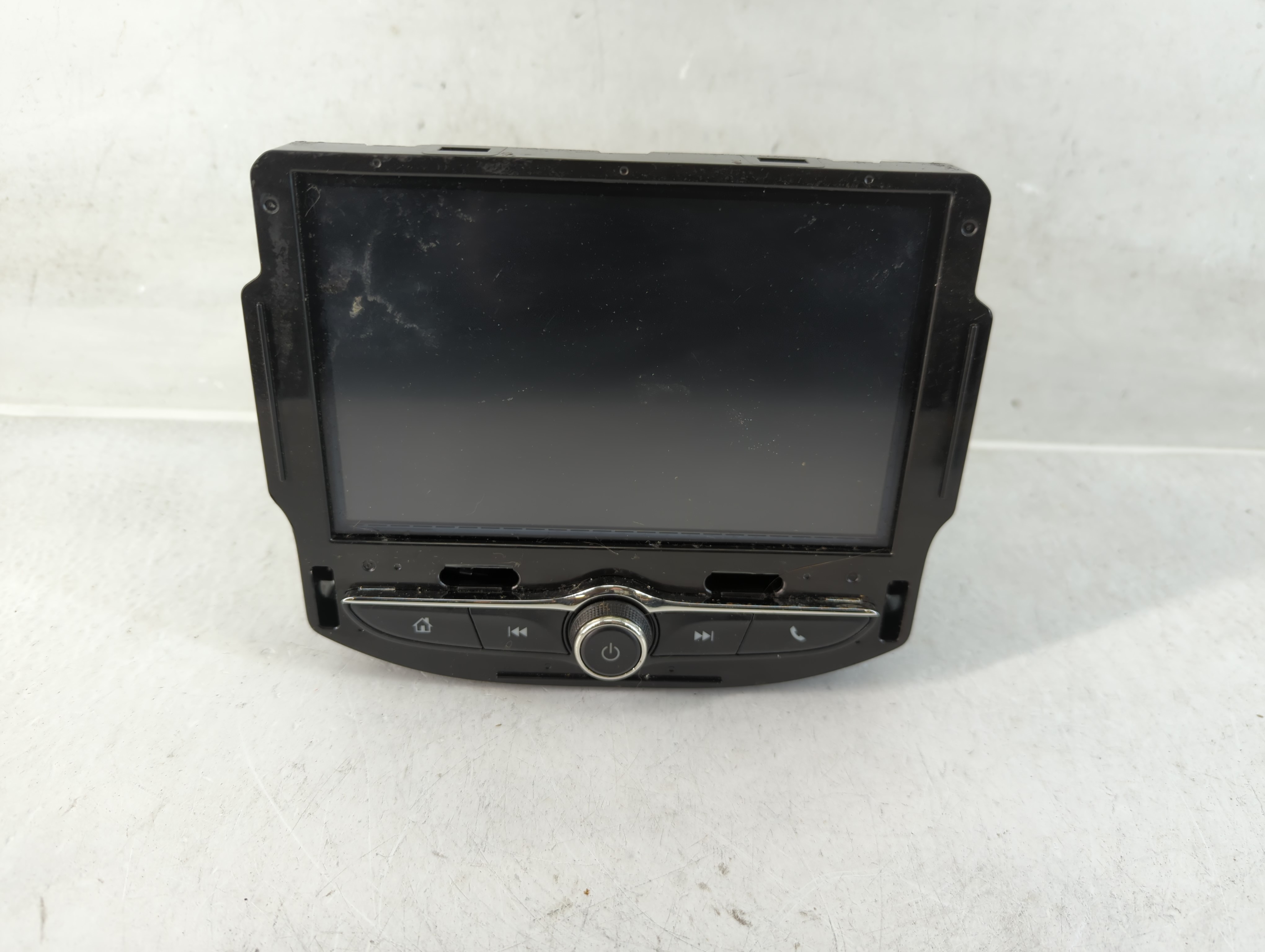 2017-2017 Chevrolet Cruze Am Fm Cd Player Radio Receiver 828218 - Oemusedautoparts1.com