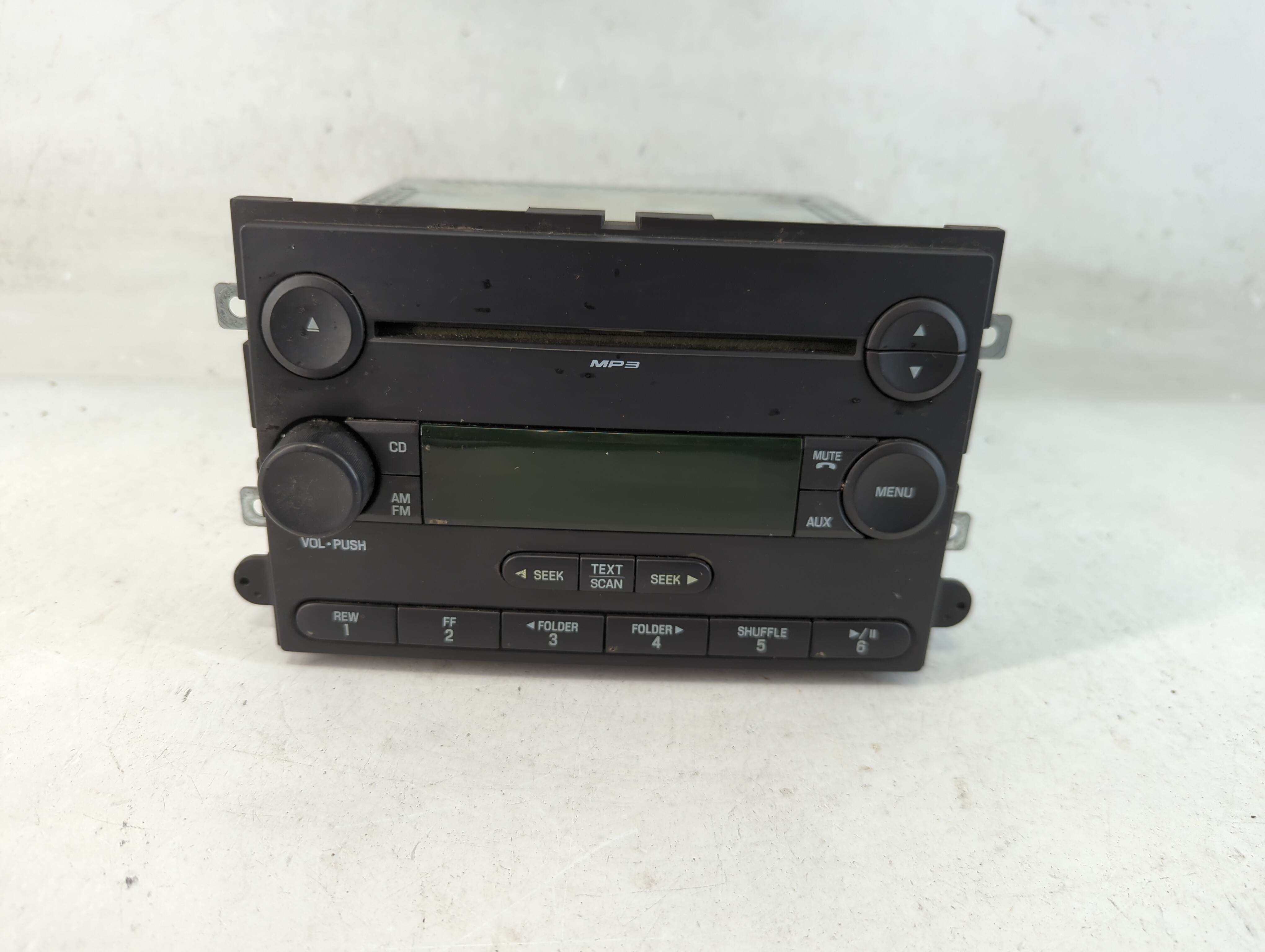 2006-2006 Ford Explorer Am Fm Cd Player Radio Receiver 828265 - Oemusedautoparts1.com
