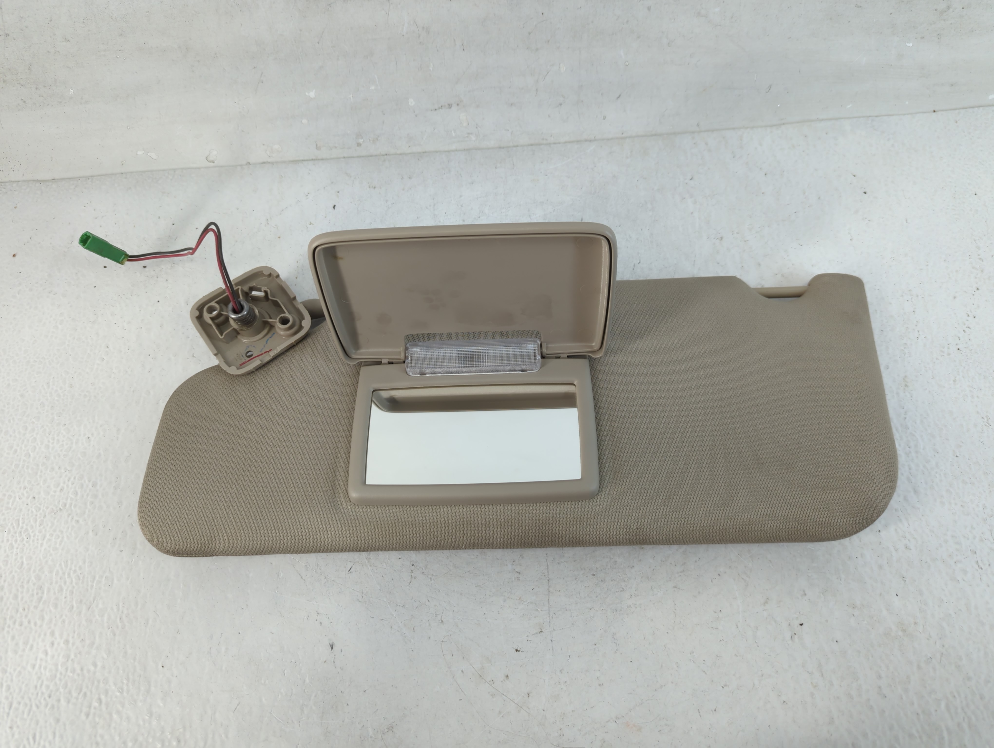 2011-2015 Lincoln Mkx Driver Sun Visor Mirror Left Sunvisor Beige 828308 - Oemusedautoparts1.com