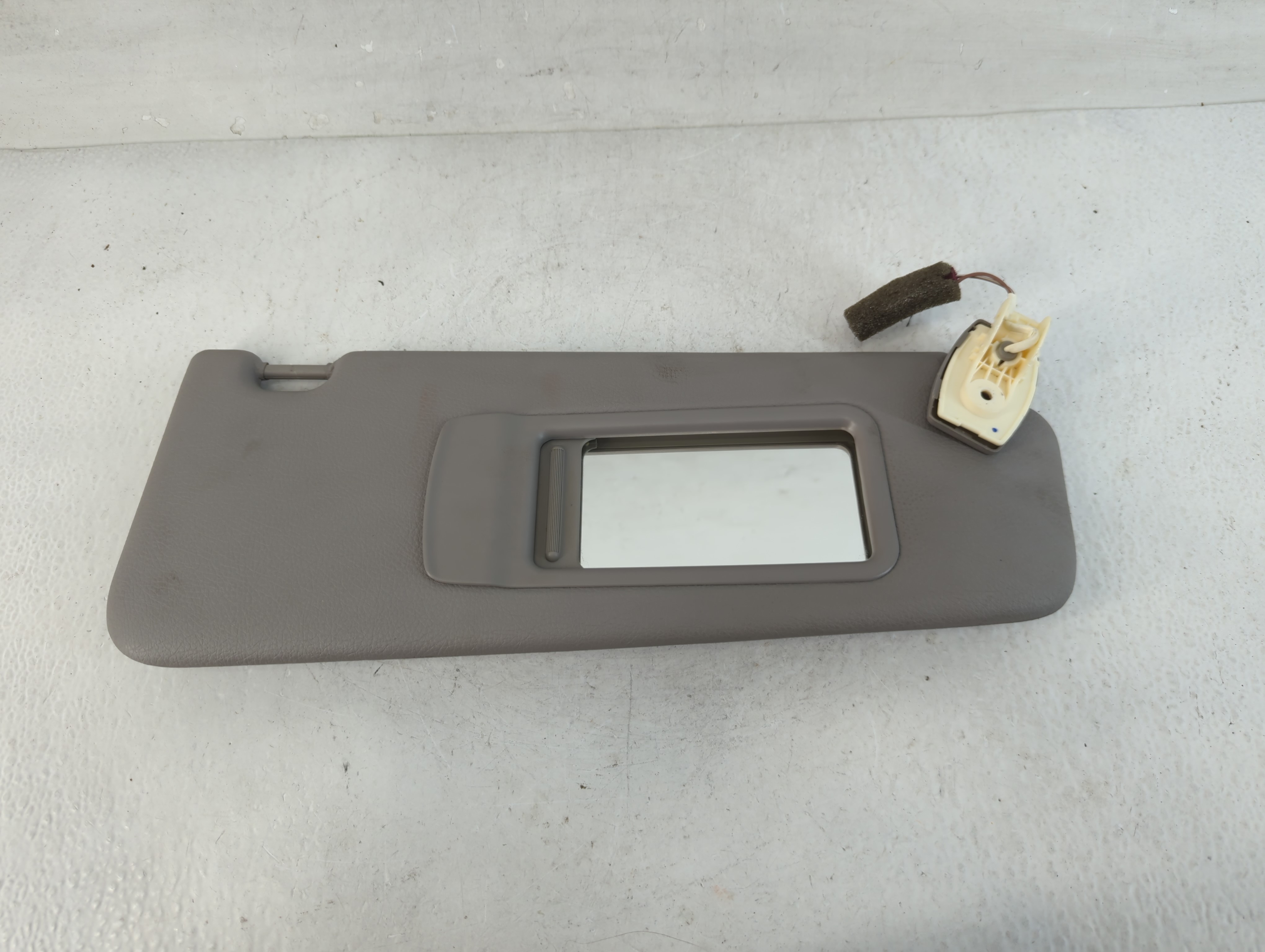 2010-2016 Bmw 535i Passenger Sun Visor Mirror Right Sunvisor Grey 828311 - Oemusedautoparts1.com