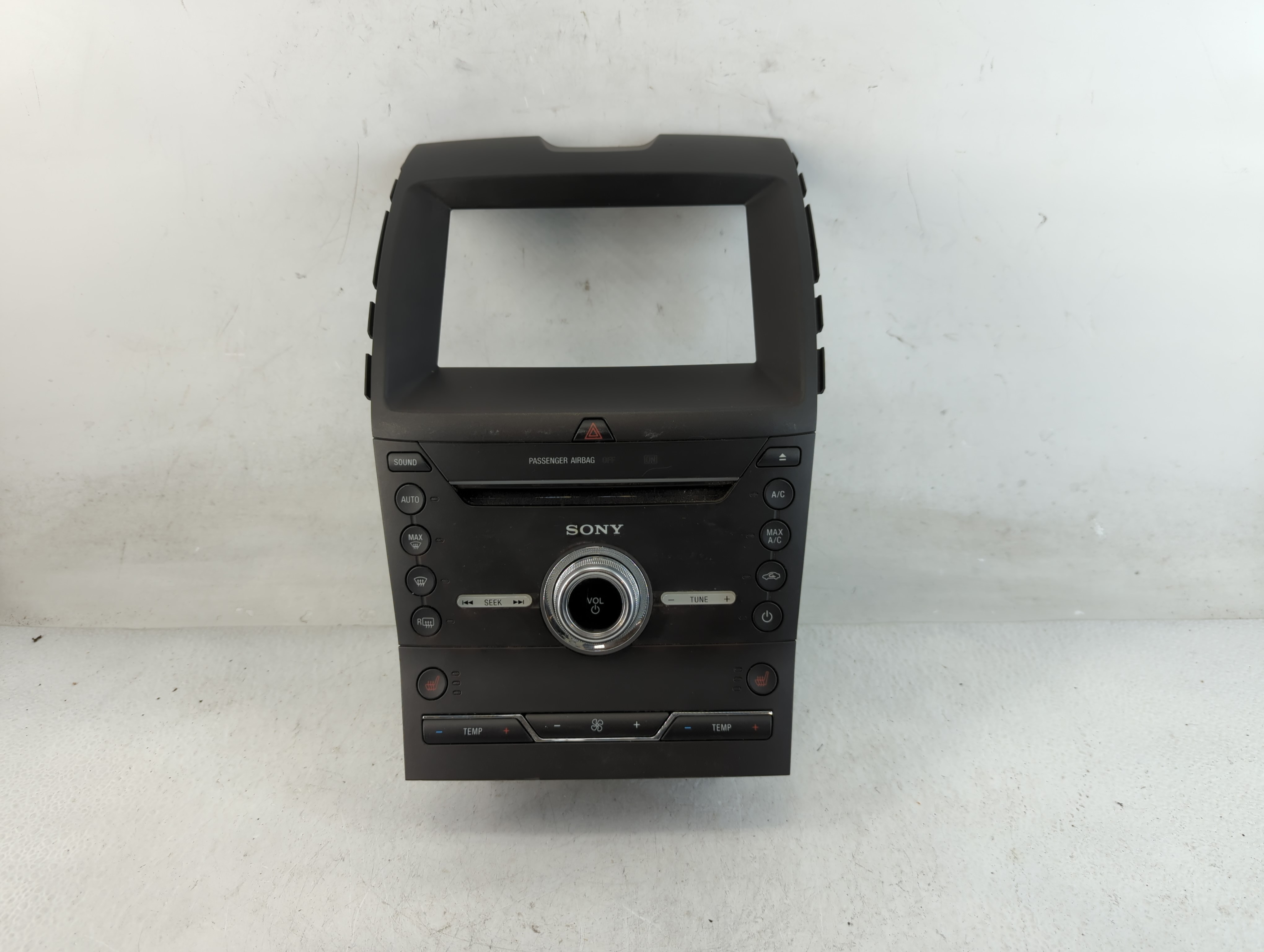 2017-2018 Ford Edge Am Fm Cd Player Radio Receiver 828440 - Oemusedautoparts1.com