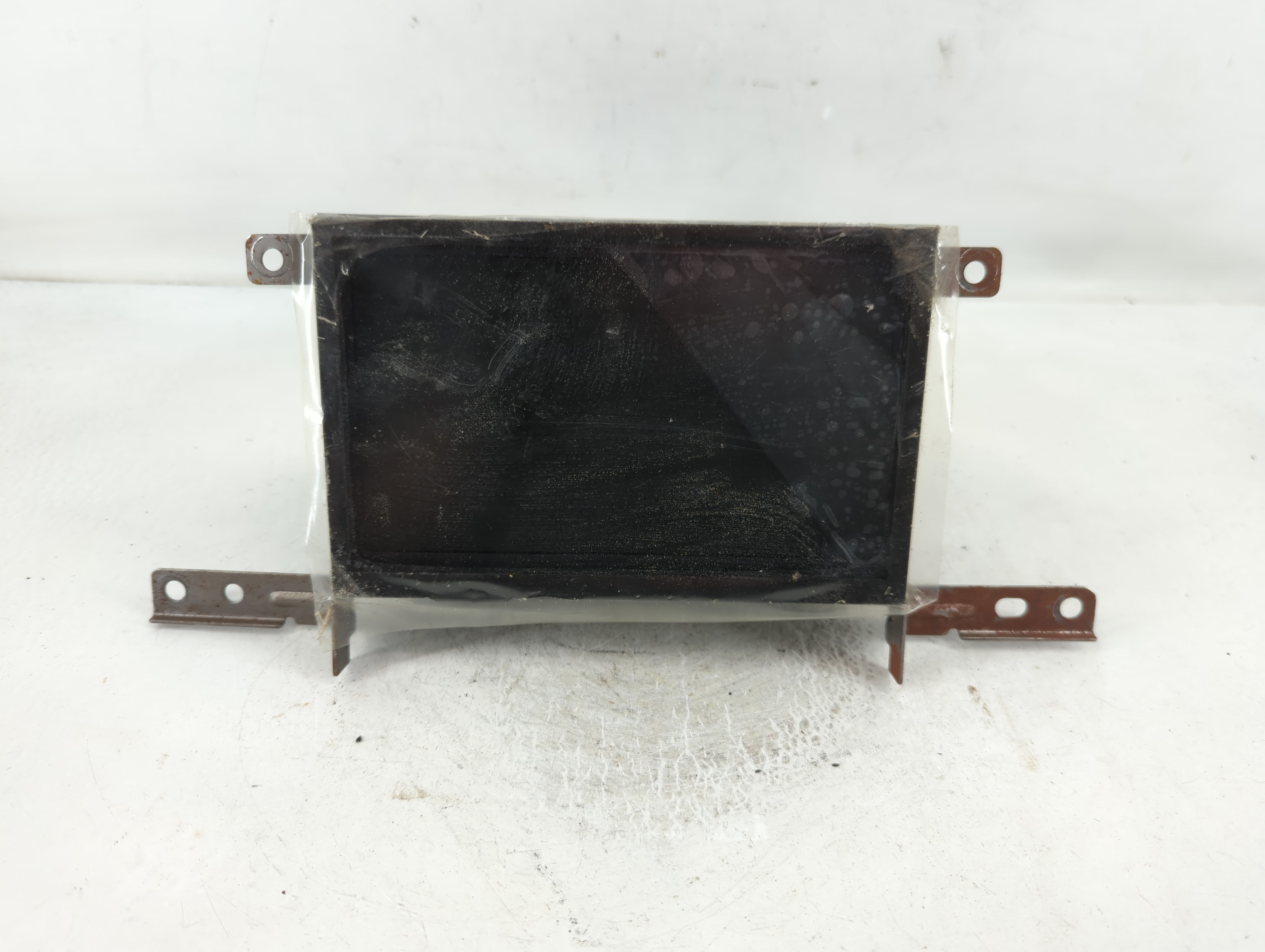 2008-2015 Nissan Armada Information Display Screen 828458 - Oemusedautoparts1.com