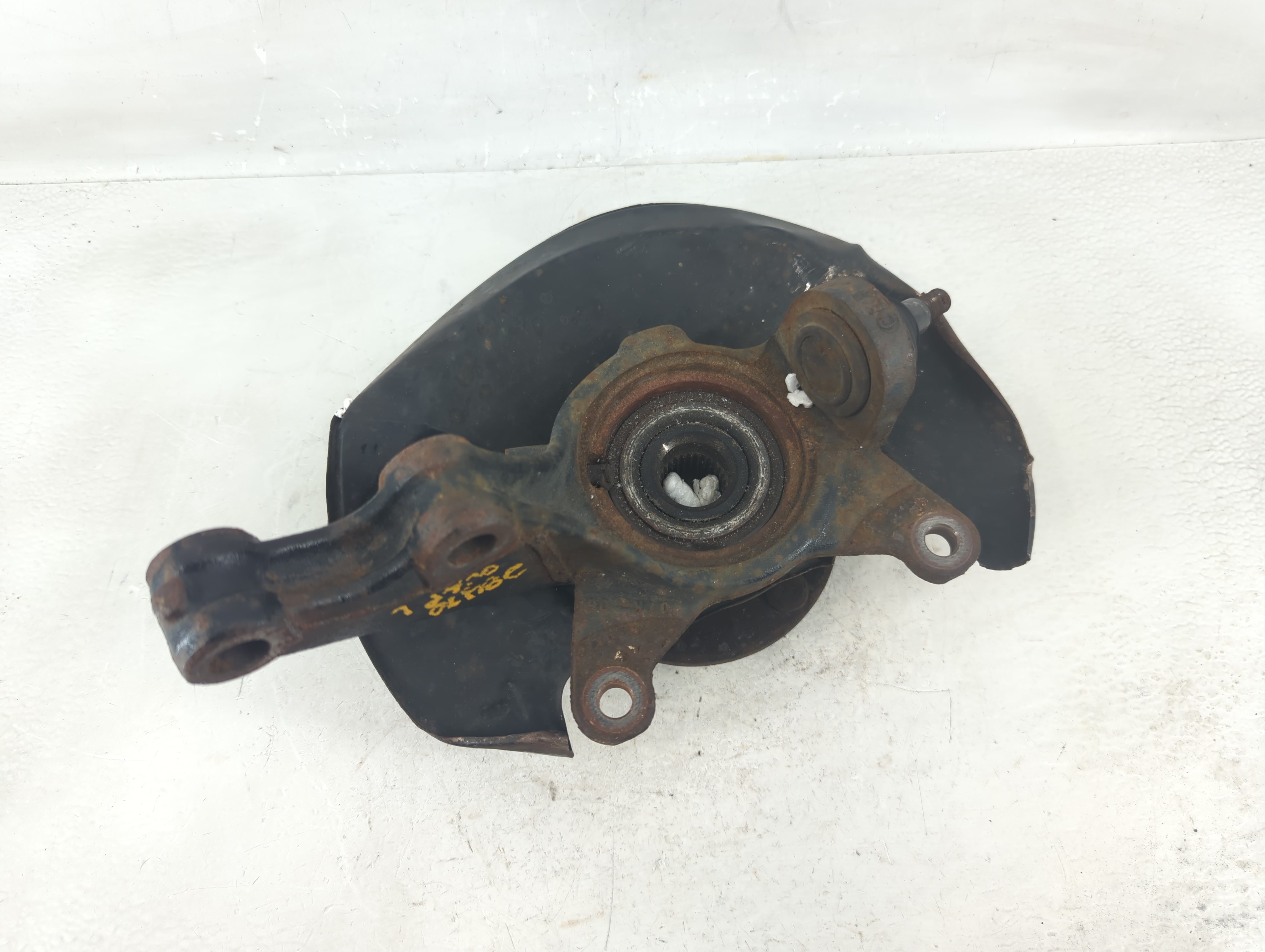 2002-2006 Honda Cr-v Drivers Front Spindle Knuckle Oem 828553 - Oemusedautoparts1.com