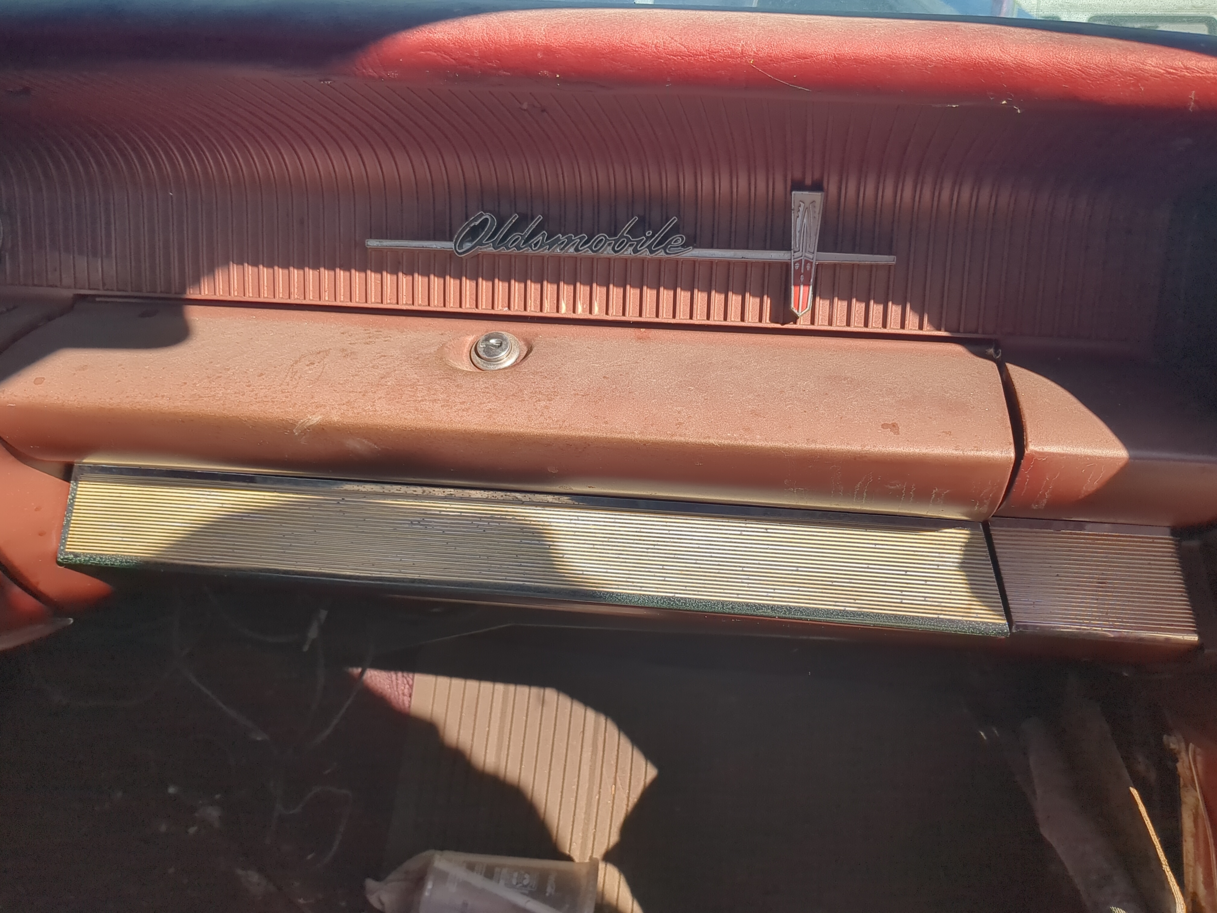 1961 Oldsmobile 88 Dynamic Base Passenger Glove Box Door Storage Compartment - Oemusedautoparts1.com