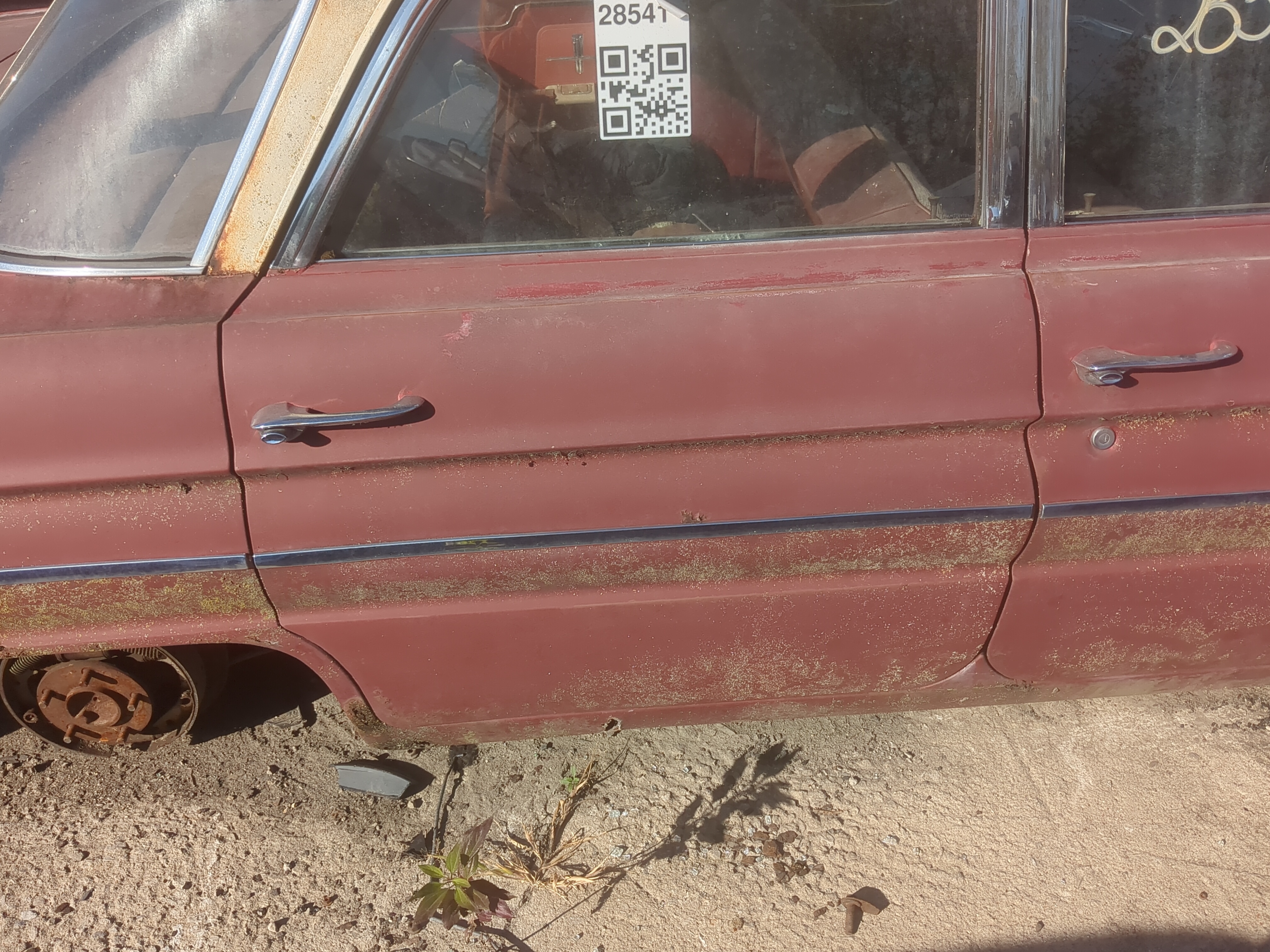 1961 Oldsmobile 88 Dynamic Base Passenger Rear Door Oem 828722 - Oemusedautoparts1.com