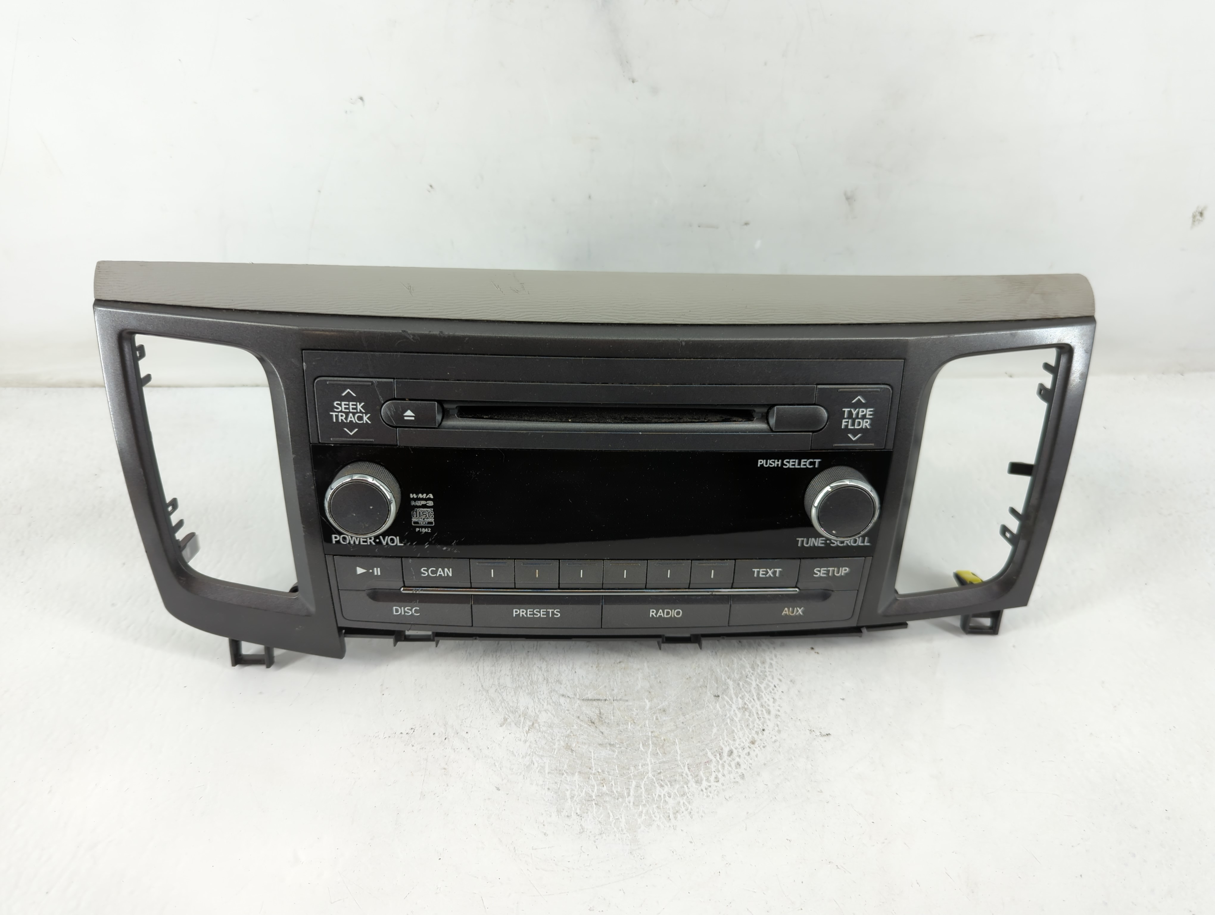 2011-2014 Toyota Sienna Am Fm Cd Player Radio Receiver 828802 - Oemusedautoparts1.com
