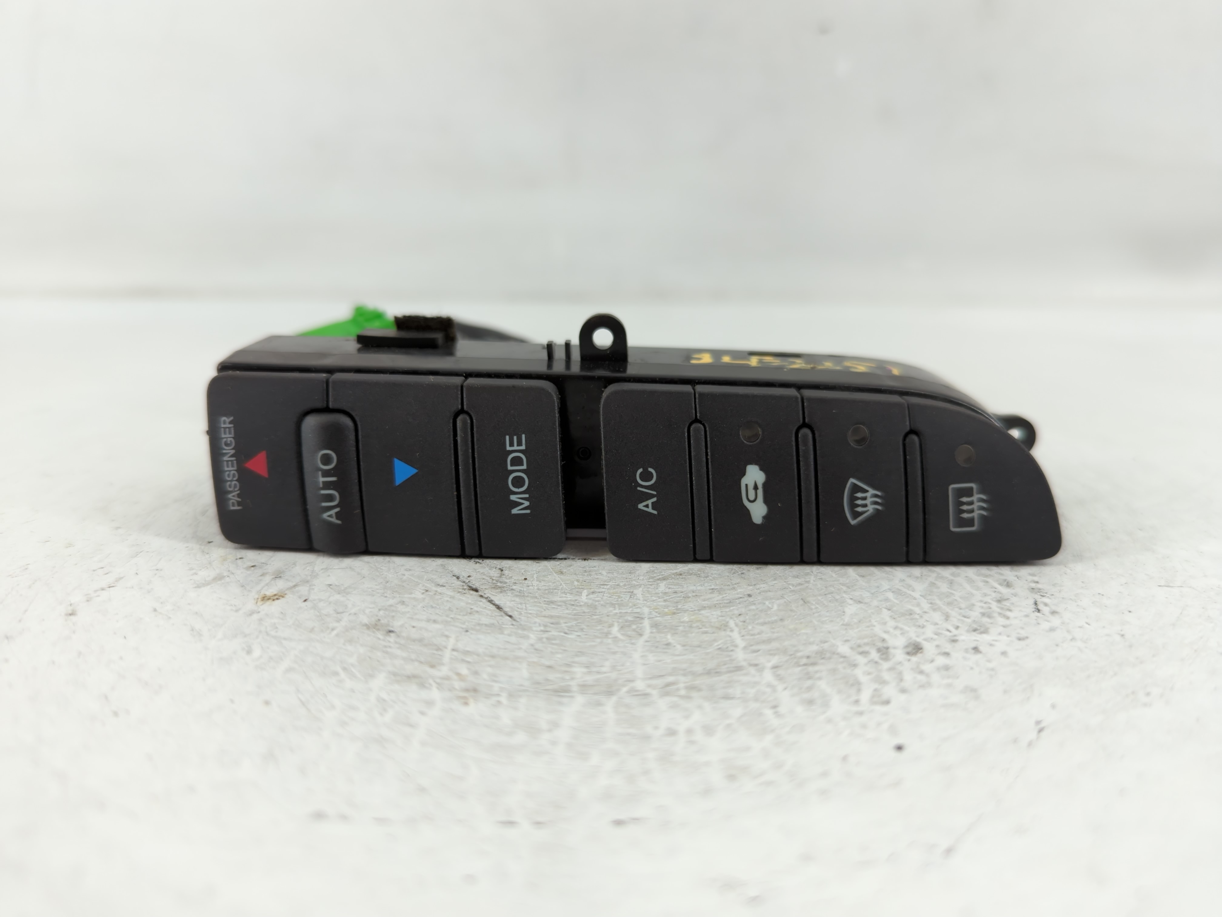 2004-2008 Acura Tl Ac Heater Climate Control Hts >abs+pc<|m24723 2 828832 - Oemusedautoparts1.com