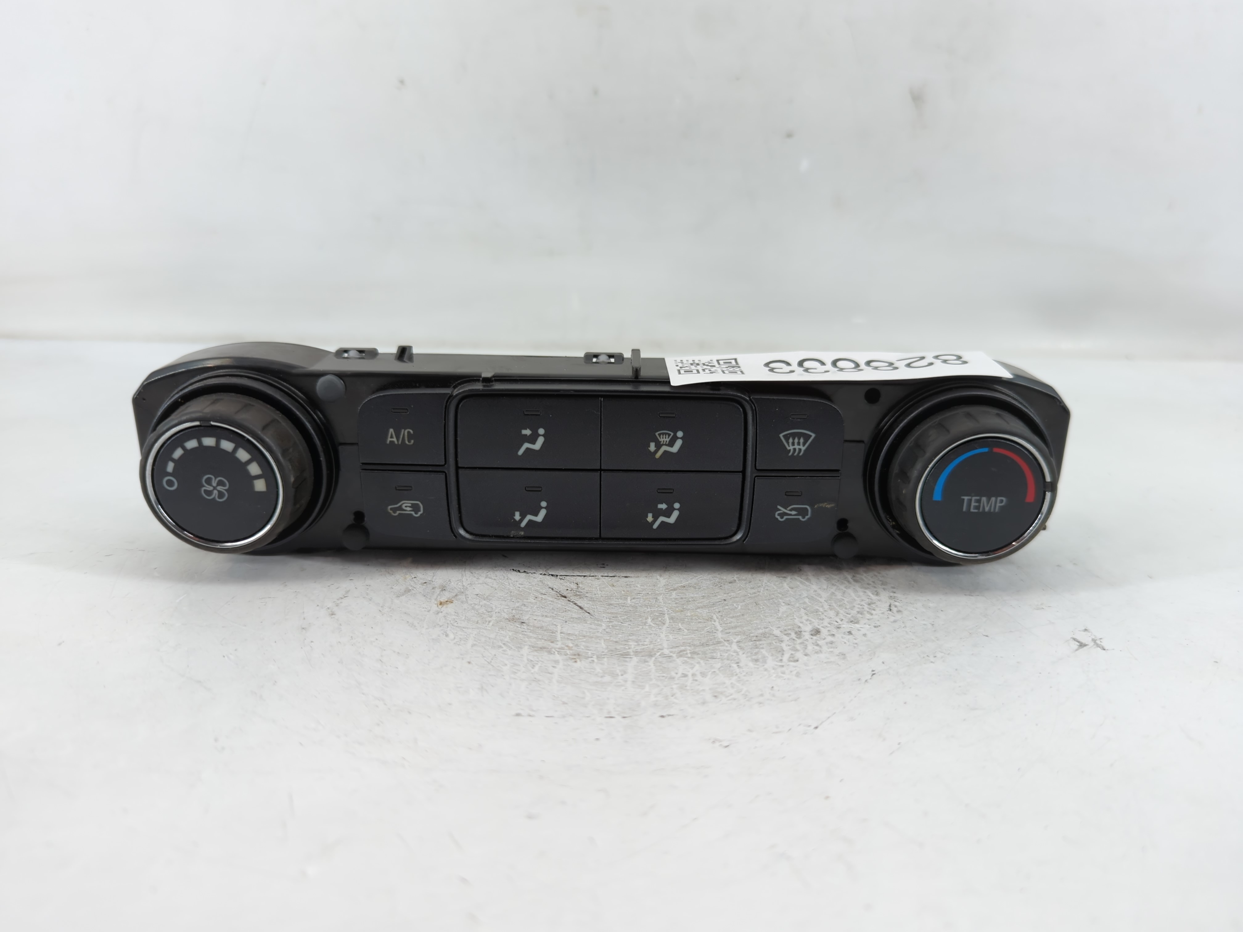 2014 Chevrolet Silverado 1500 Ac Heater Climate Control 23176279 828833 - Oemusedautoparts1.com