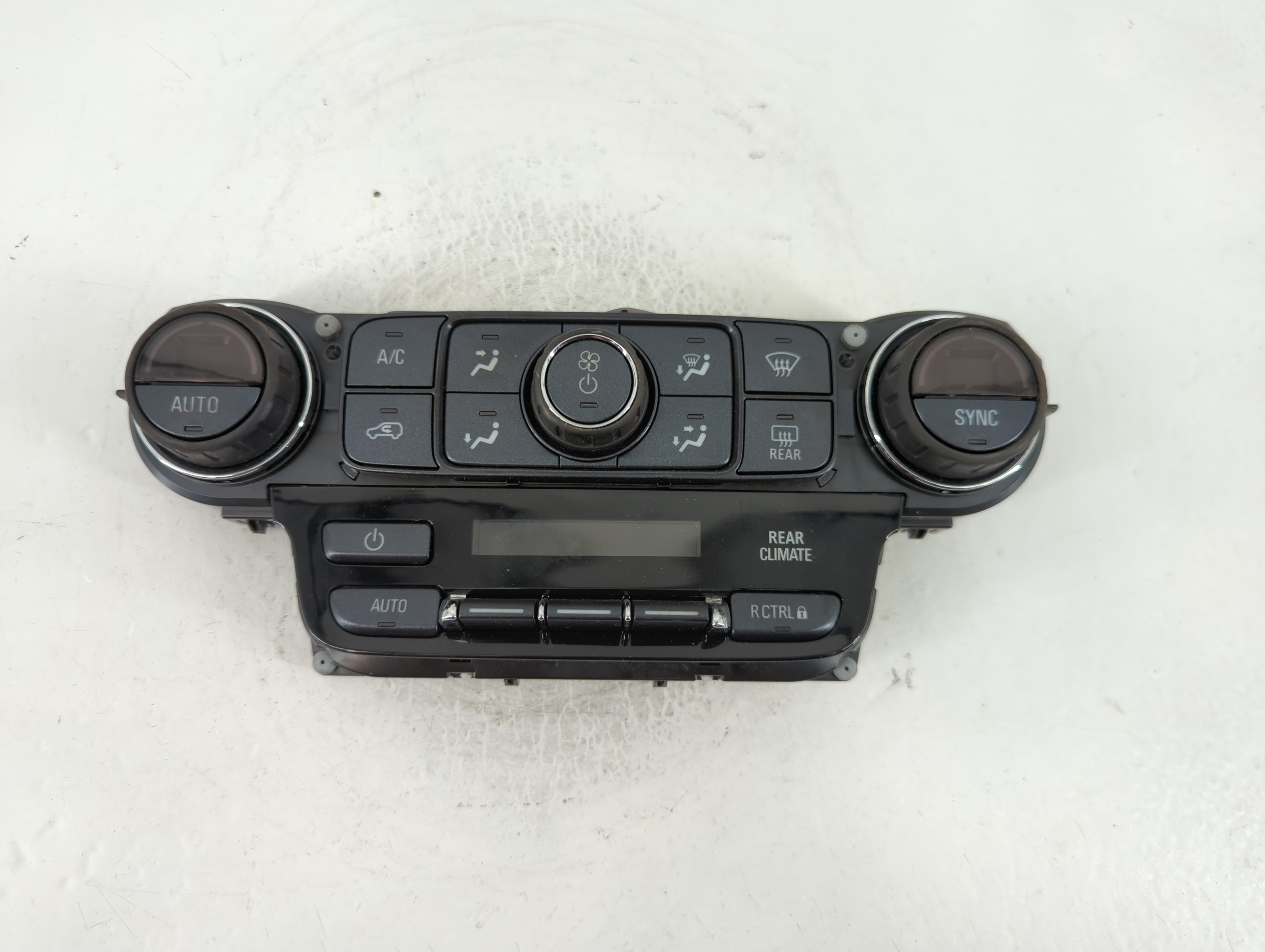 2017-2020 Chevrolet Tahoe Ac Heater Climate Control 84164477 828836 - Oemusedautoparts1.com
