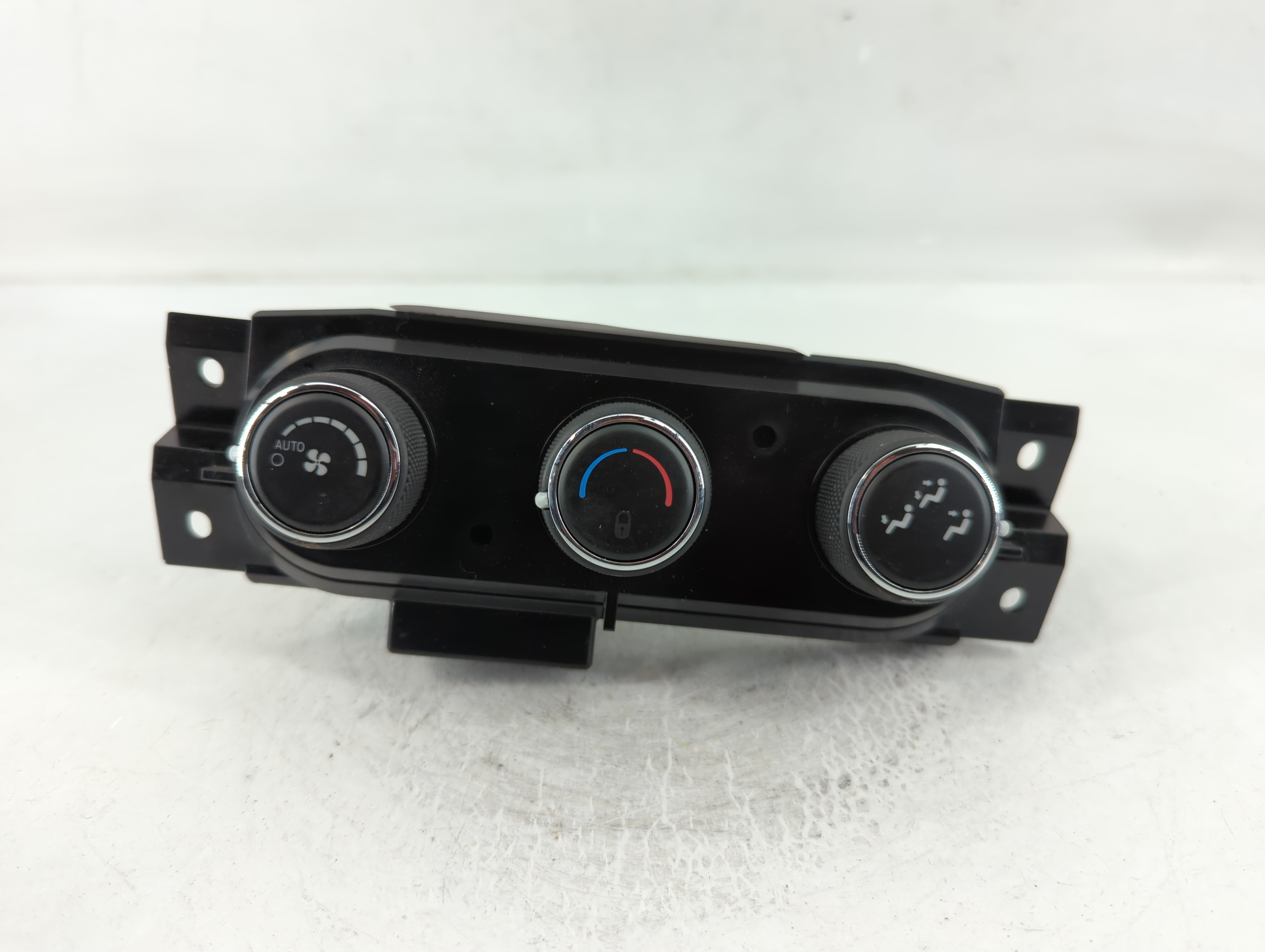 Picture of 2016-2016 Dodge Durango Ac Heater Climate Control 68287297aa 828865