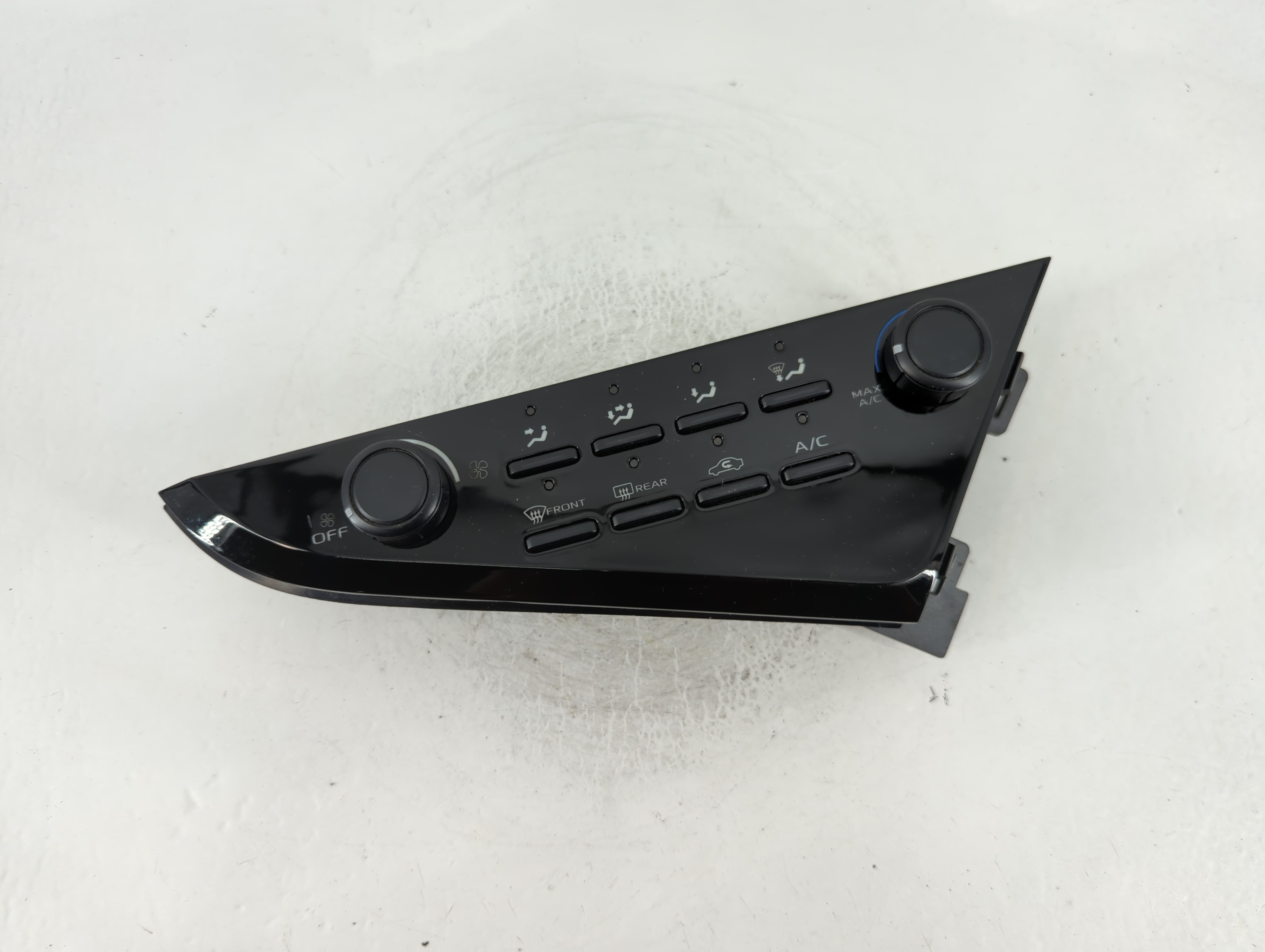 Picture of 2018-2022 Toyota Camry Ac Heater Climate Control 55900-06470 828902