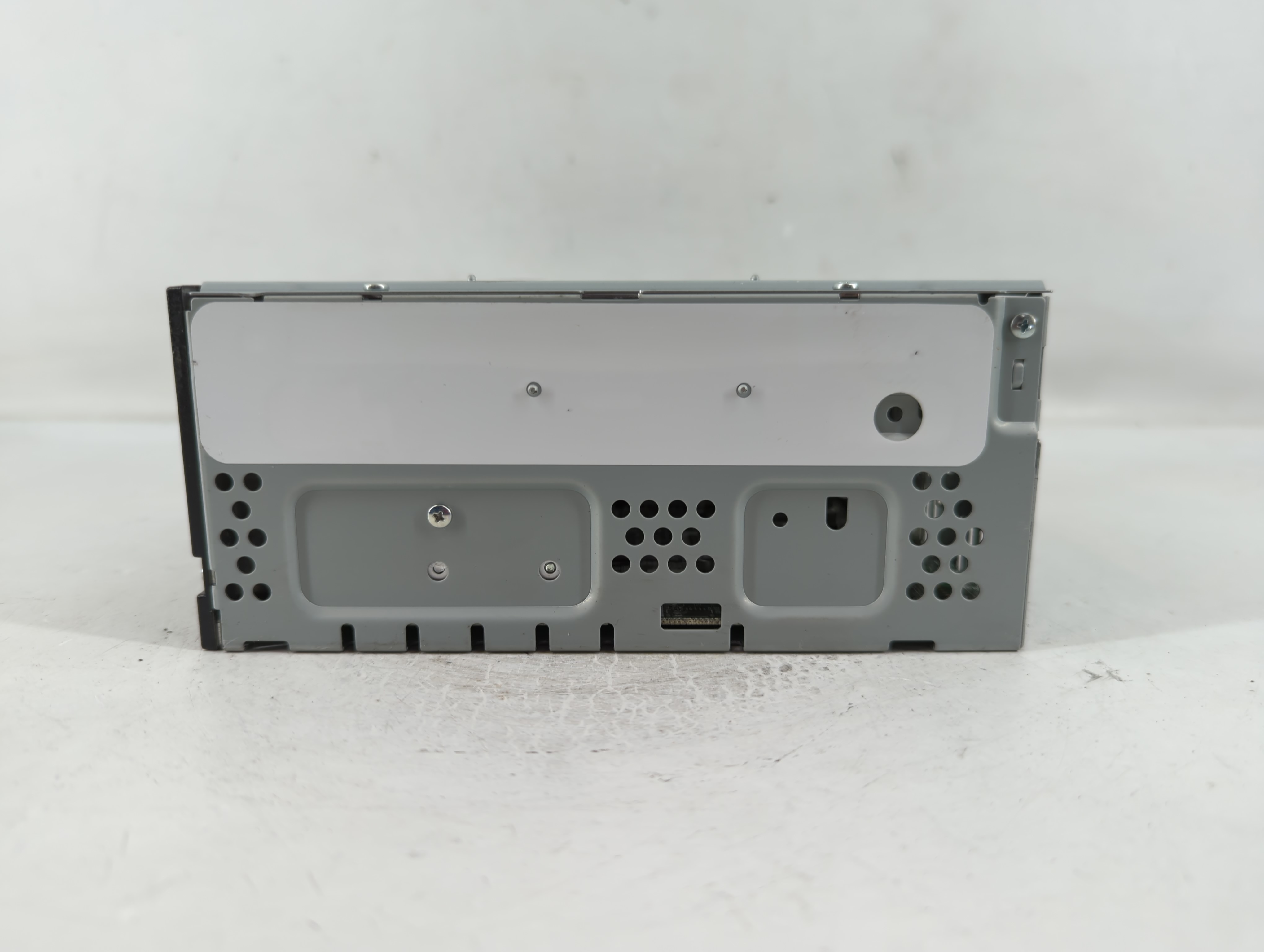 2019-2019 Ford Escape Am Fm Cd Player Radio Receiver 828983 - Oemusedautoparts1.com
