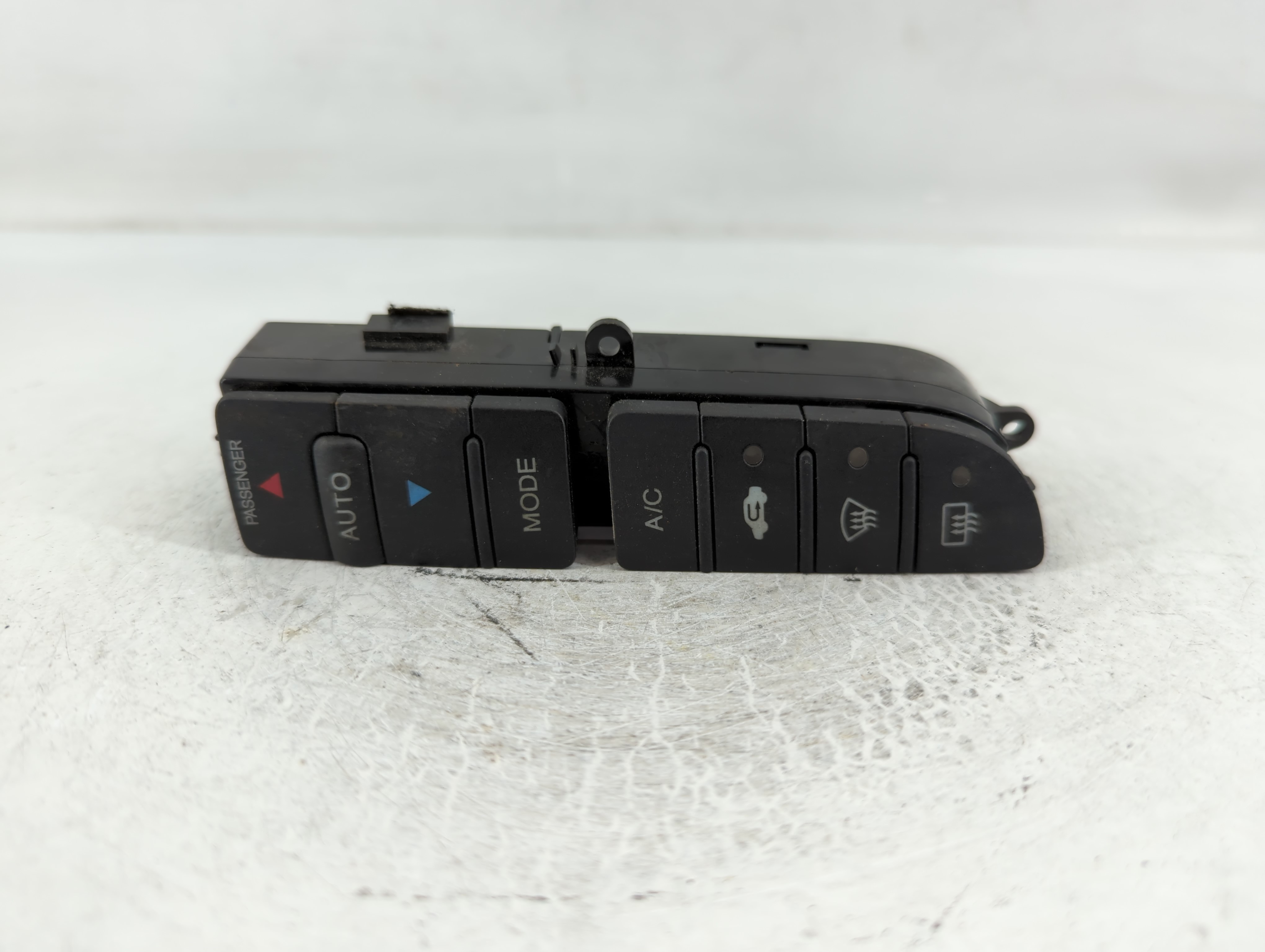 2004-2008 Acura Tl Ac Heater Climate Control M24723 828993 - Oemusedautoparts1.com