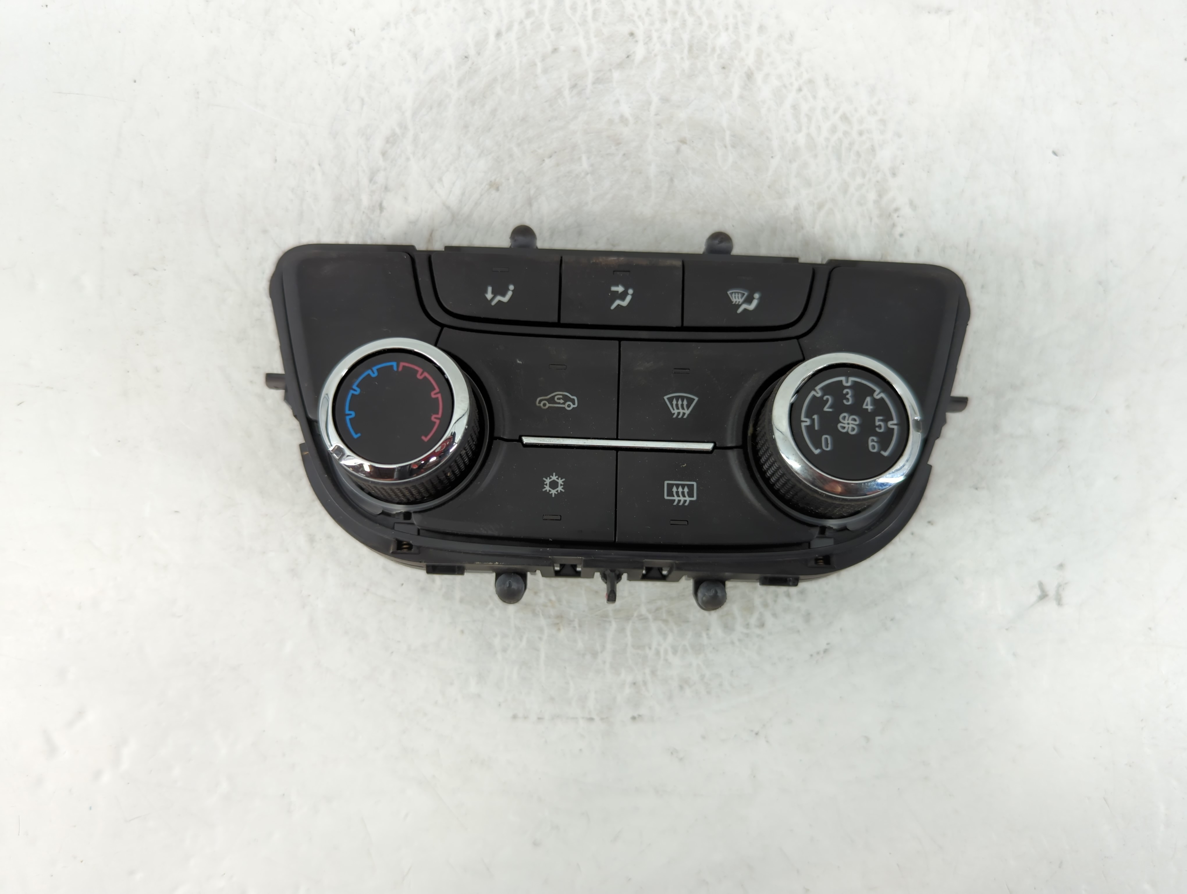 2017-2021 Buick Encore Ac Heater Climate Control 39081561 829050 - Oemusedautoparts1.com