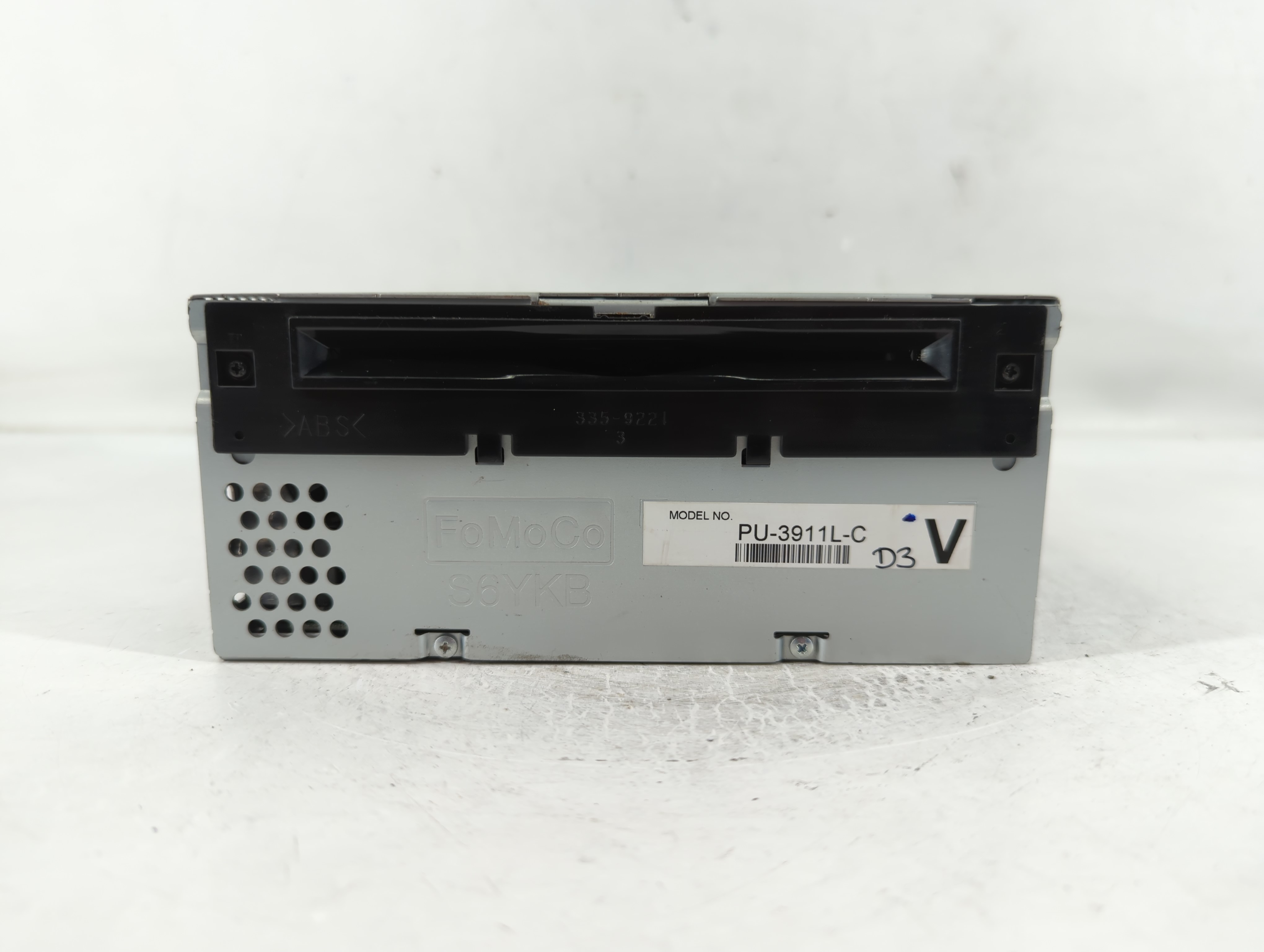 2014-2017 Ford Explorer Am Fm Cd Player Radio Receiver 829144 - Oemusedautoparts1.com