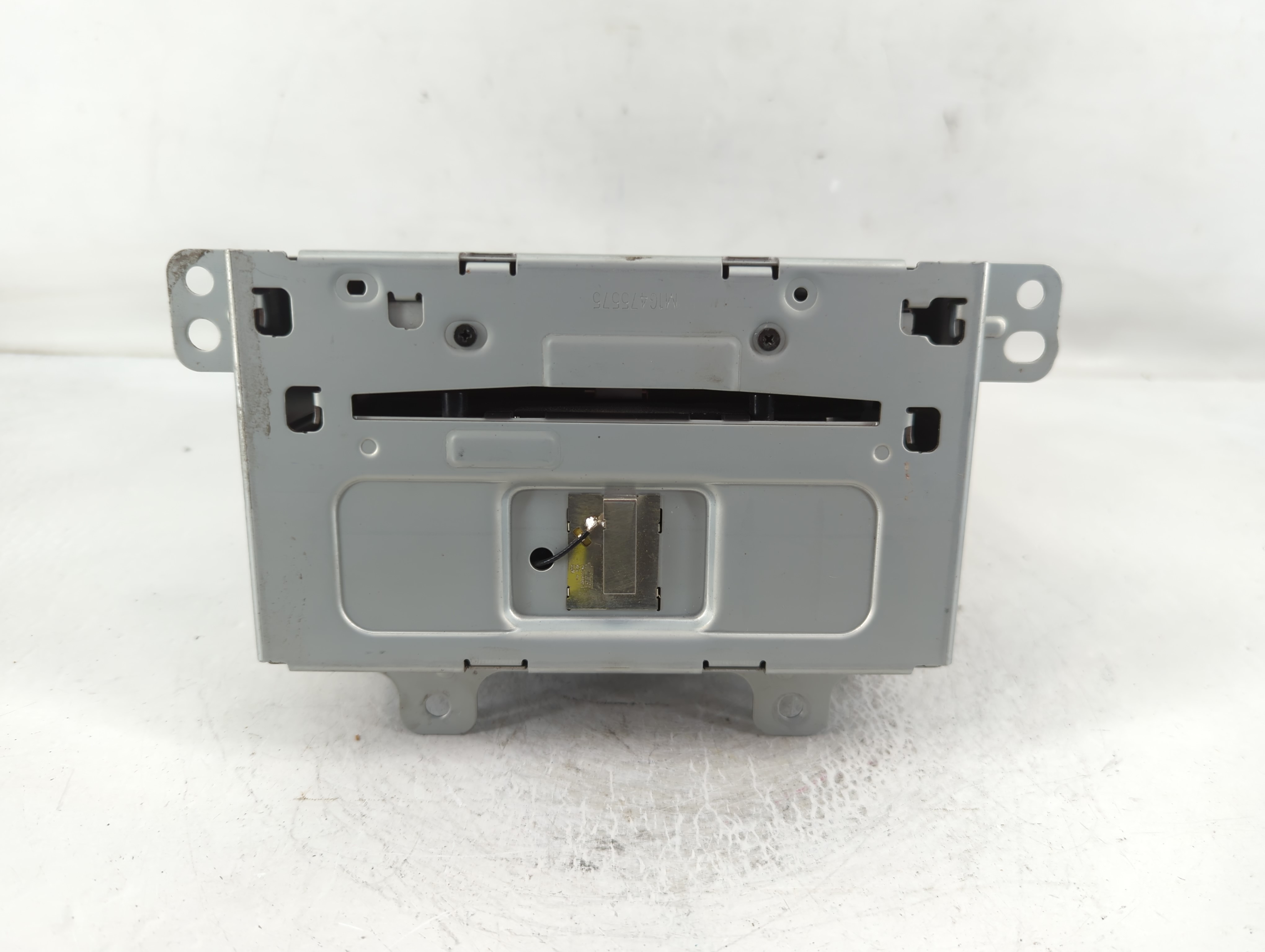 2012-2012 Buick Verano Am Fm Cd Player Radio Receiver 829201 - Oemusedautoparts1.com