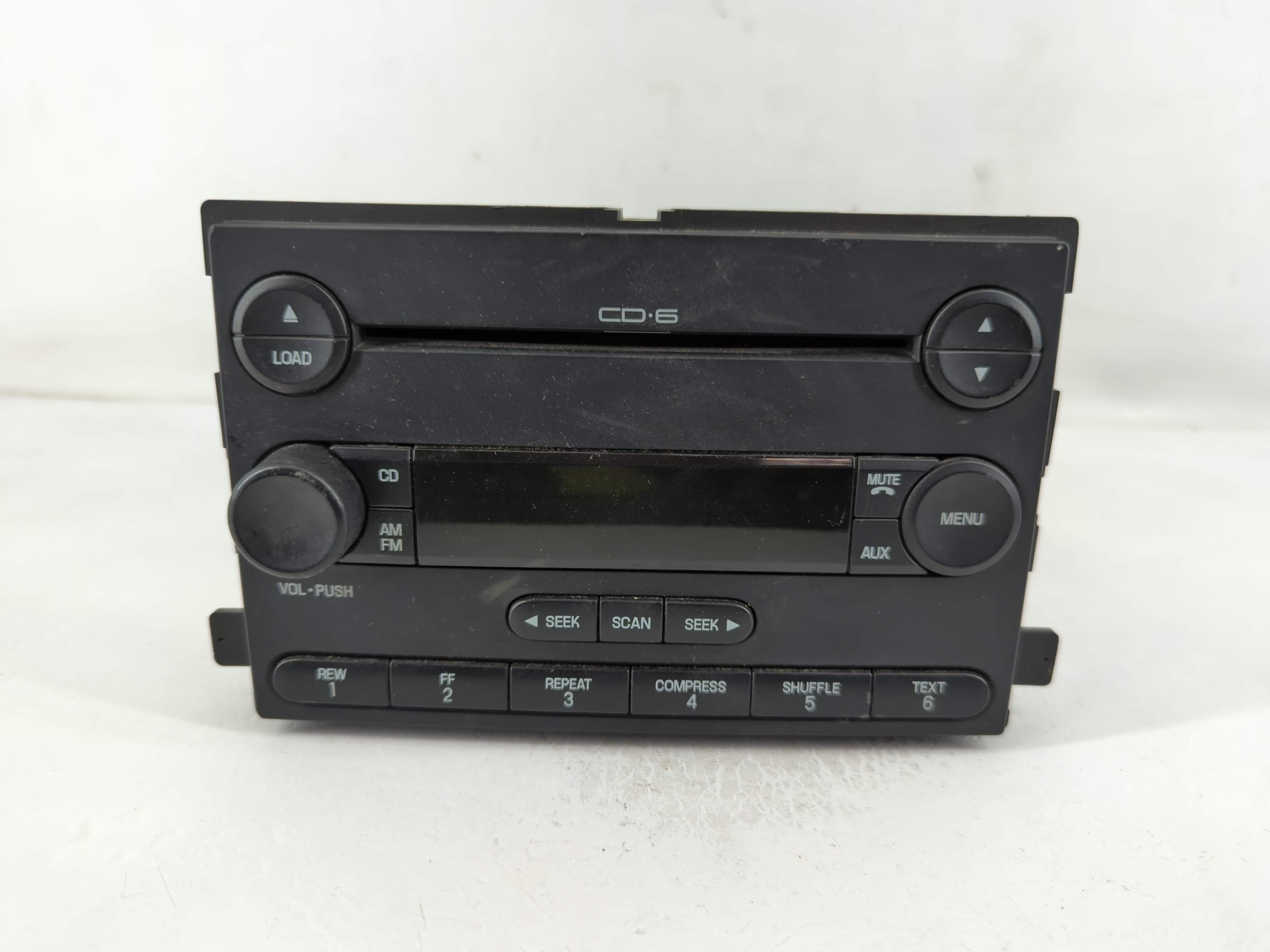 2006-2007 Ford Freestar Am Fm Cd Player Radio Receiver 829209 - Oemusedautoparts1.com