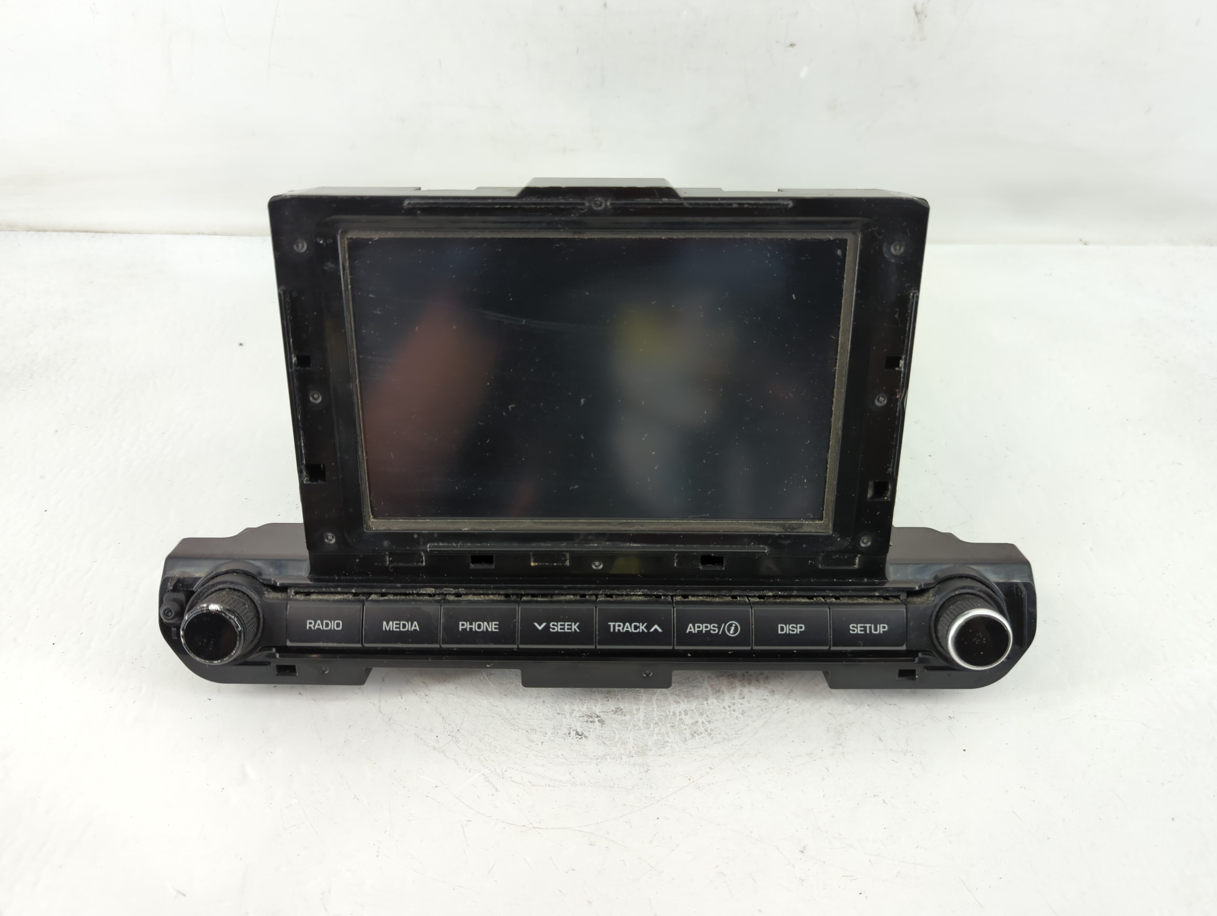 2017-2018 Hyundai Elantra Am Fm Cd Player Radio Receiver 829245 - Oemusedautoparts1.com