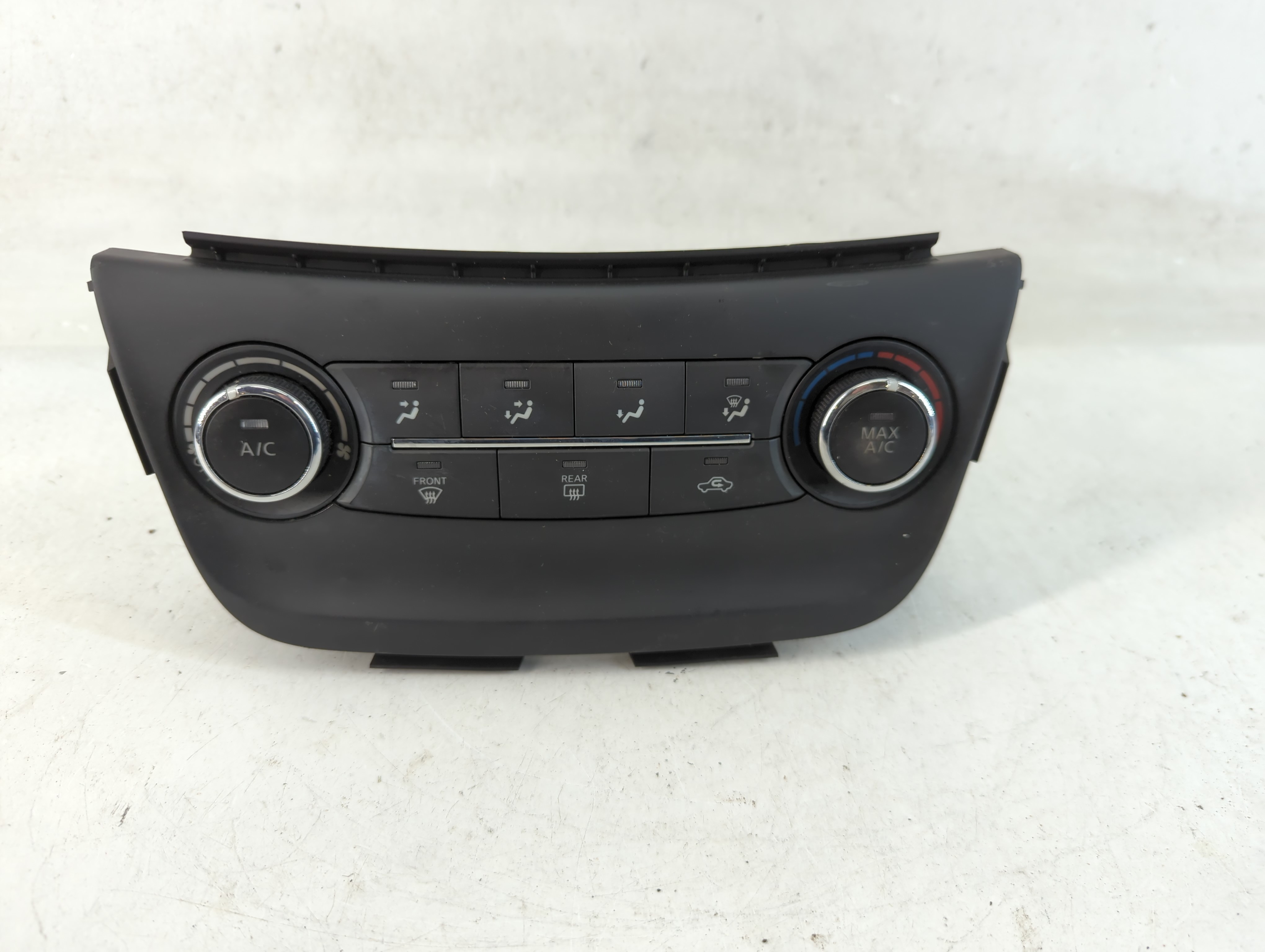 2015-2017 Nissan Sentra Ac Heater Climate Control 275004at2a 829341 - Oemusedautoparts1.com