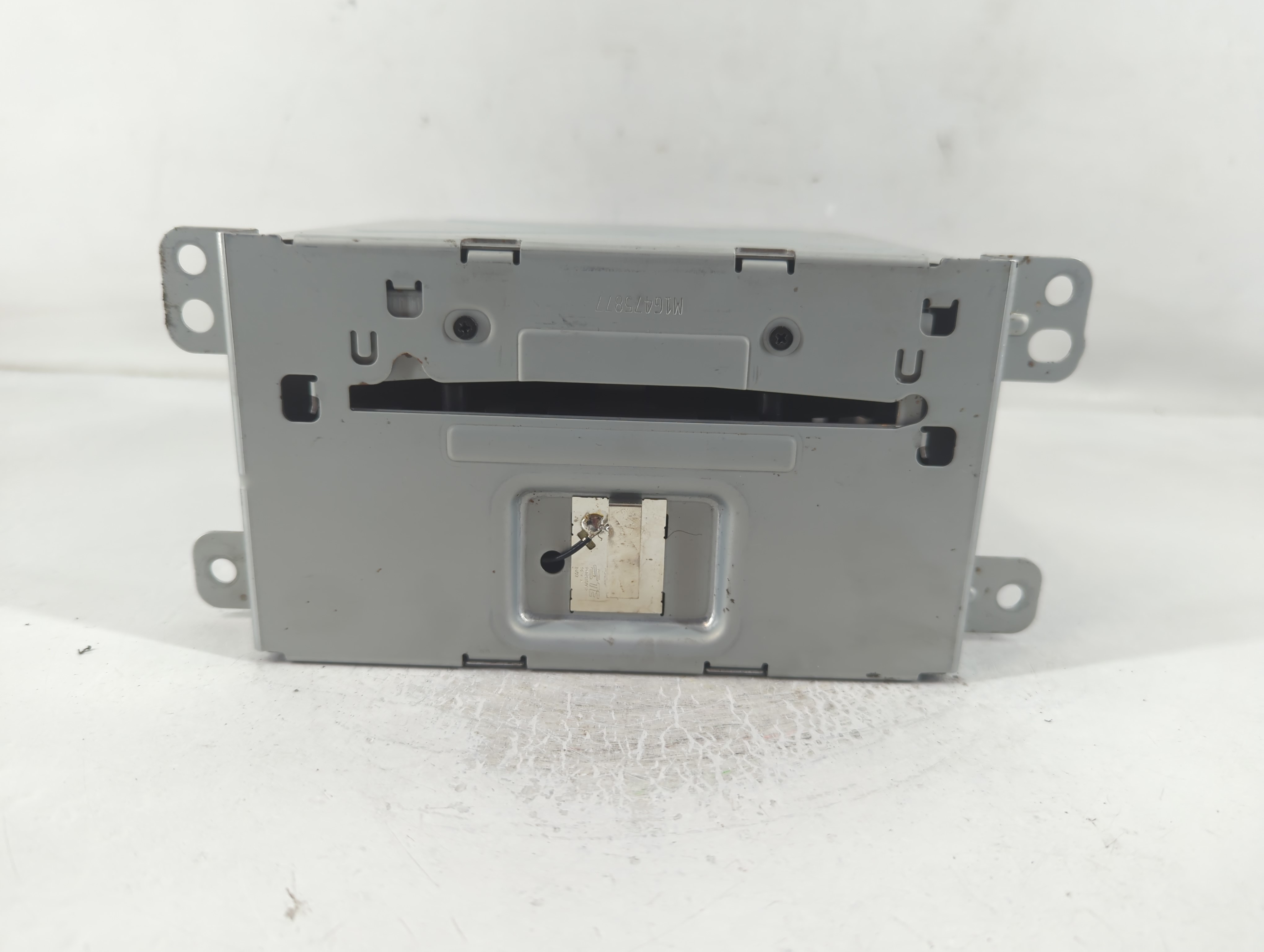2016 Chevrolet Malibu Limited Am Fm Cd Player Radio Receiver 829407 - Oemusedautoparts1.com