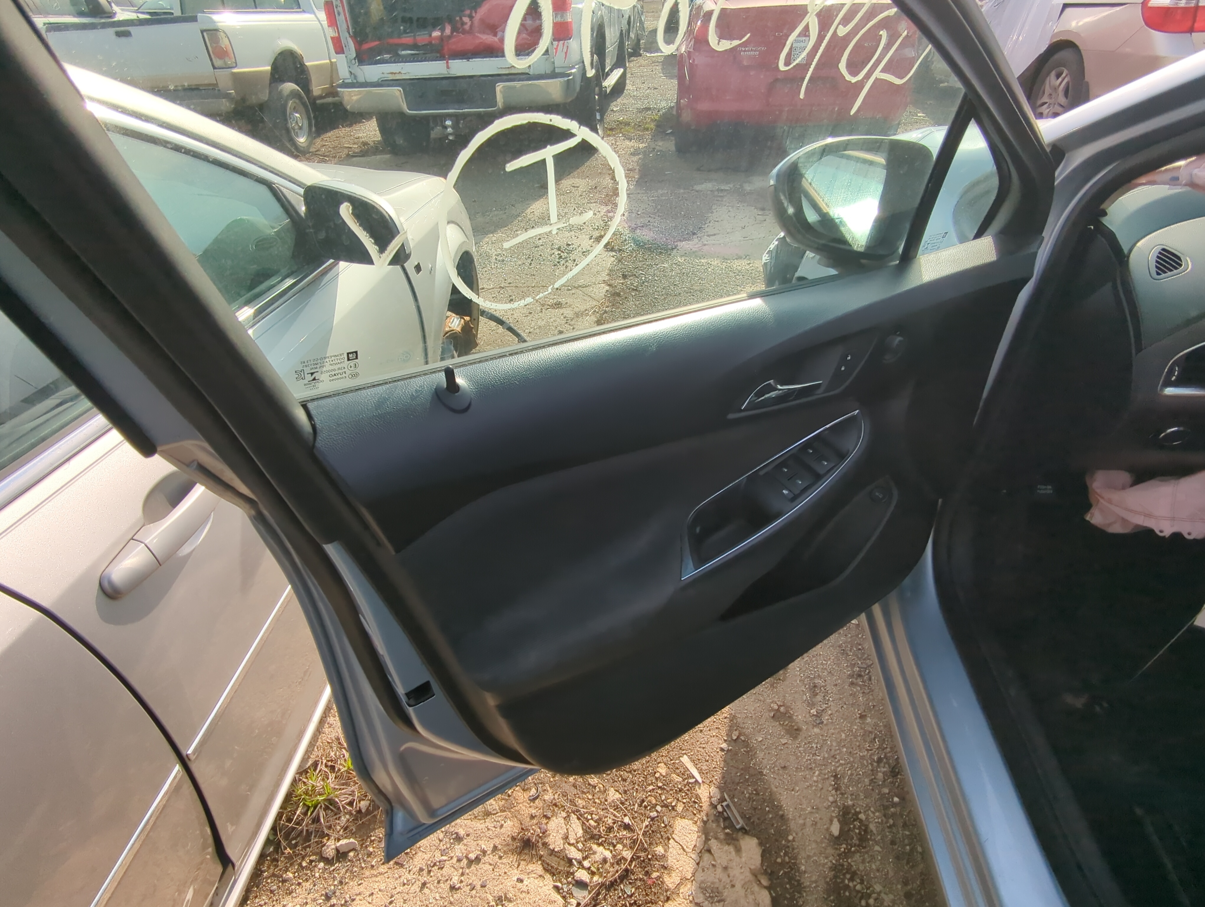 Picture of 2017 Chevrolet Cruze Front Left Driver Interior Door Panel Trim 829558