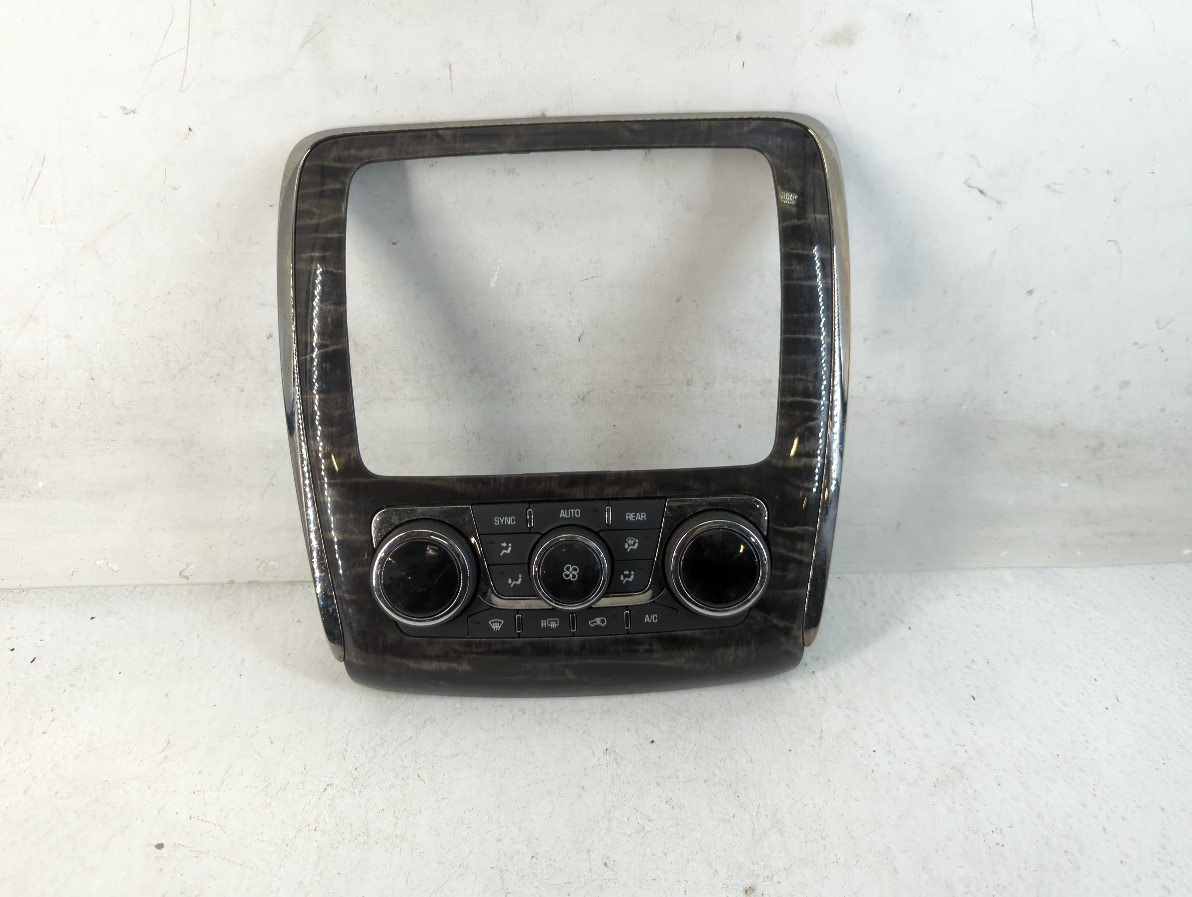 2013-2013 Buick Enclave Ac Heater Climate Control 23120467 829619 - Oemusedautoparts1.com