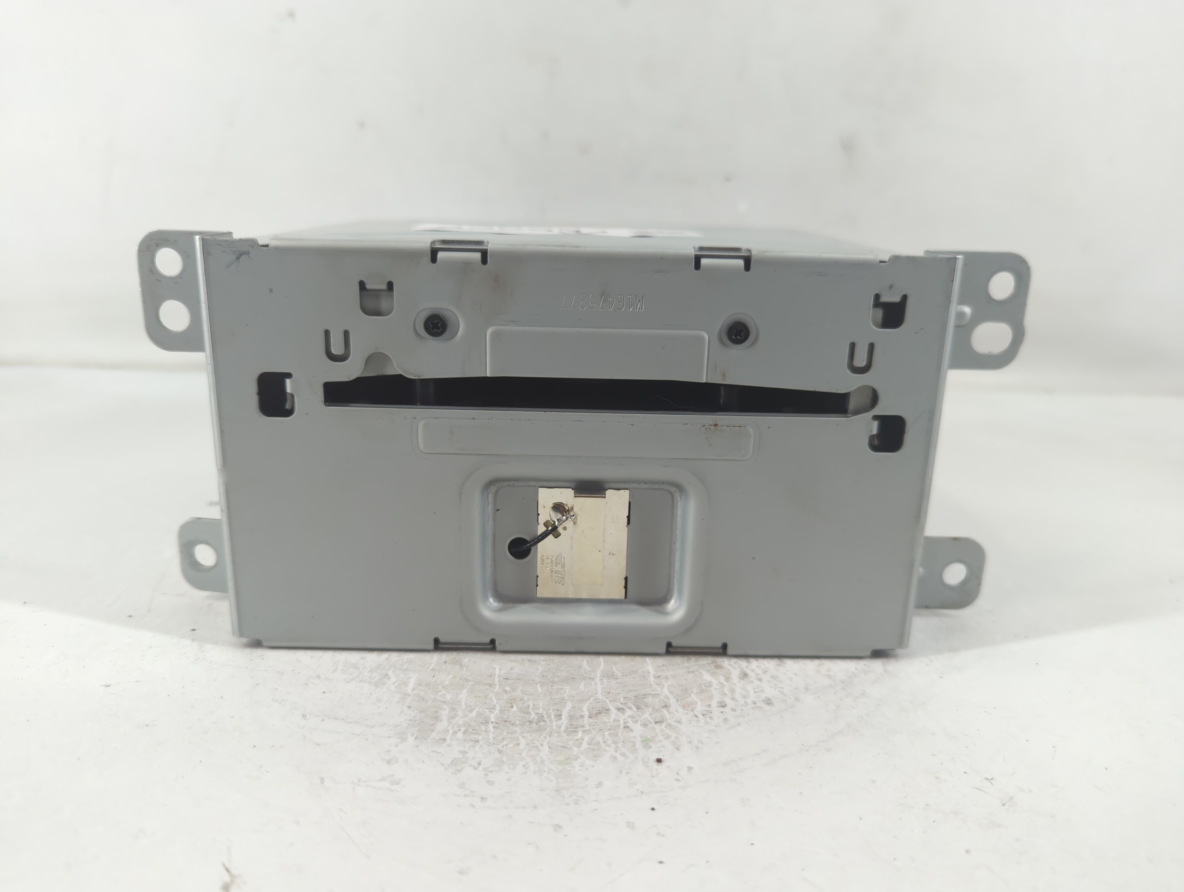 2016 Chevrolet Malibu Limited Am Fm Cd Player Radio Receiver 829634 - Oemusedautoparts1.com