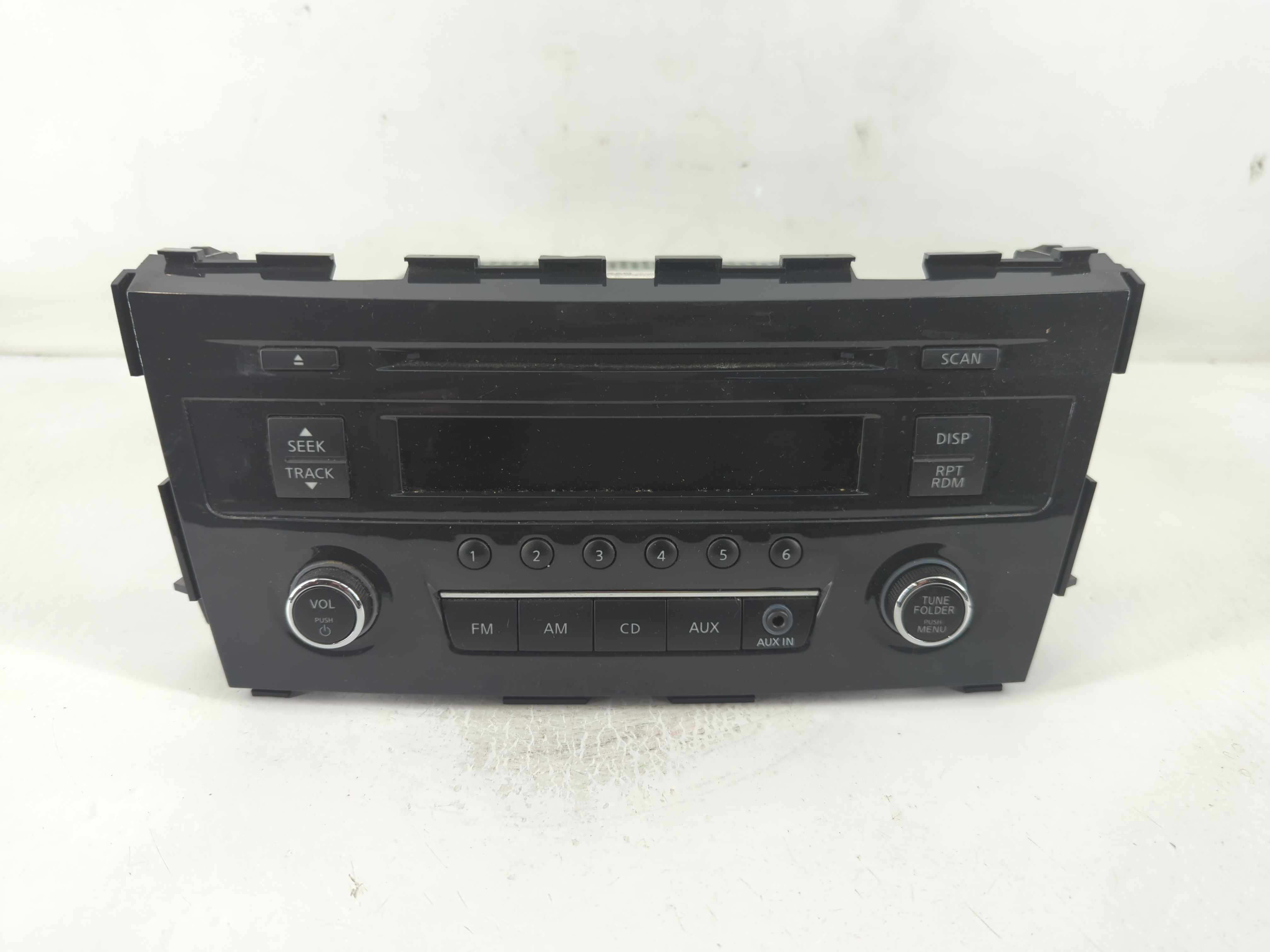2013-2015 Nissan Altima Am Fm Cd Player Radio Receiver 829635 - Oemusedautoparts1.com