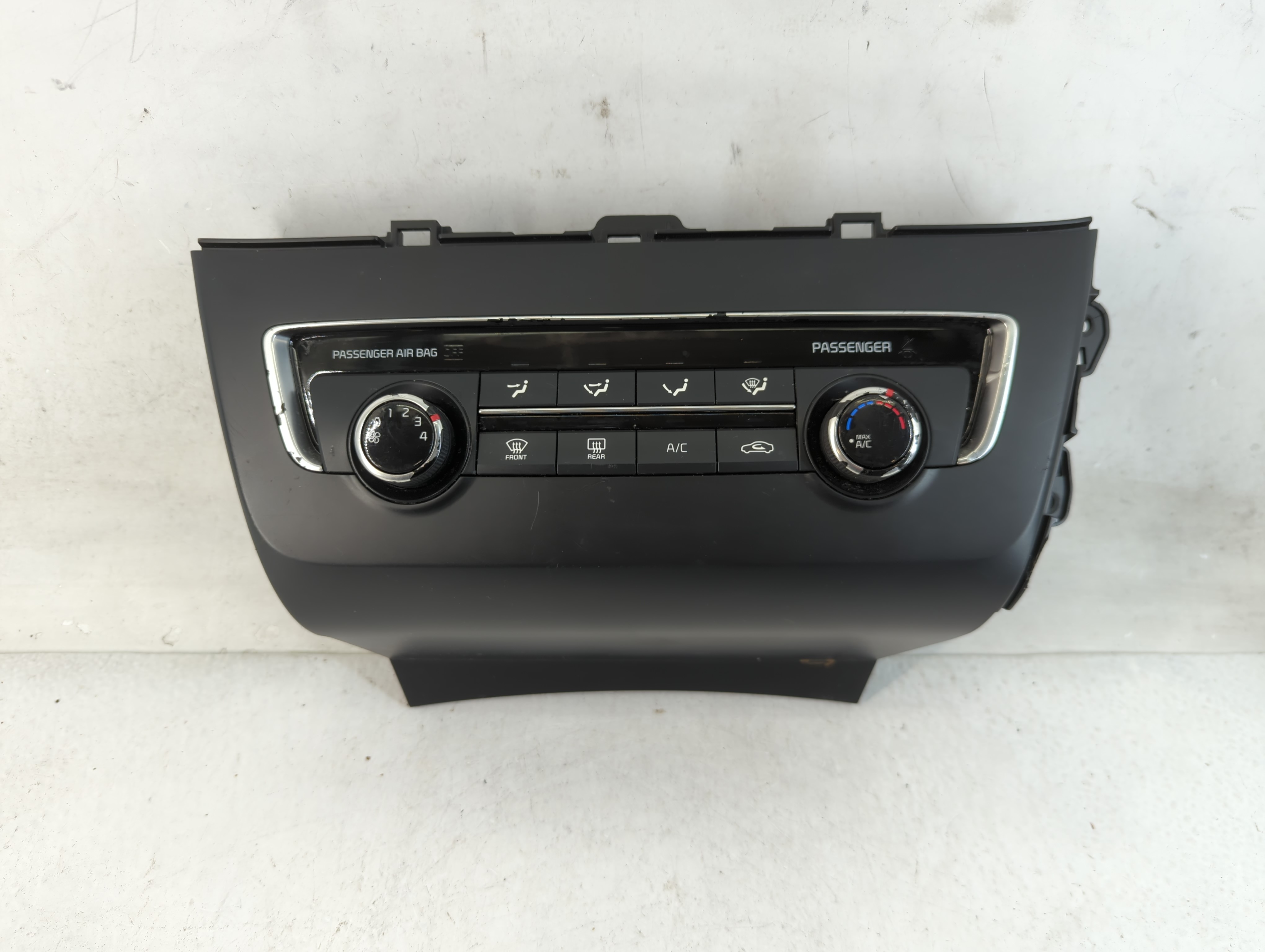 2016-2018 Kia Optima Ac Heater Climate Control 97250-d5500 829709 - Oemusedautoparts1.com