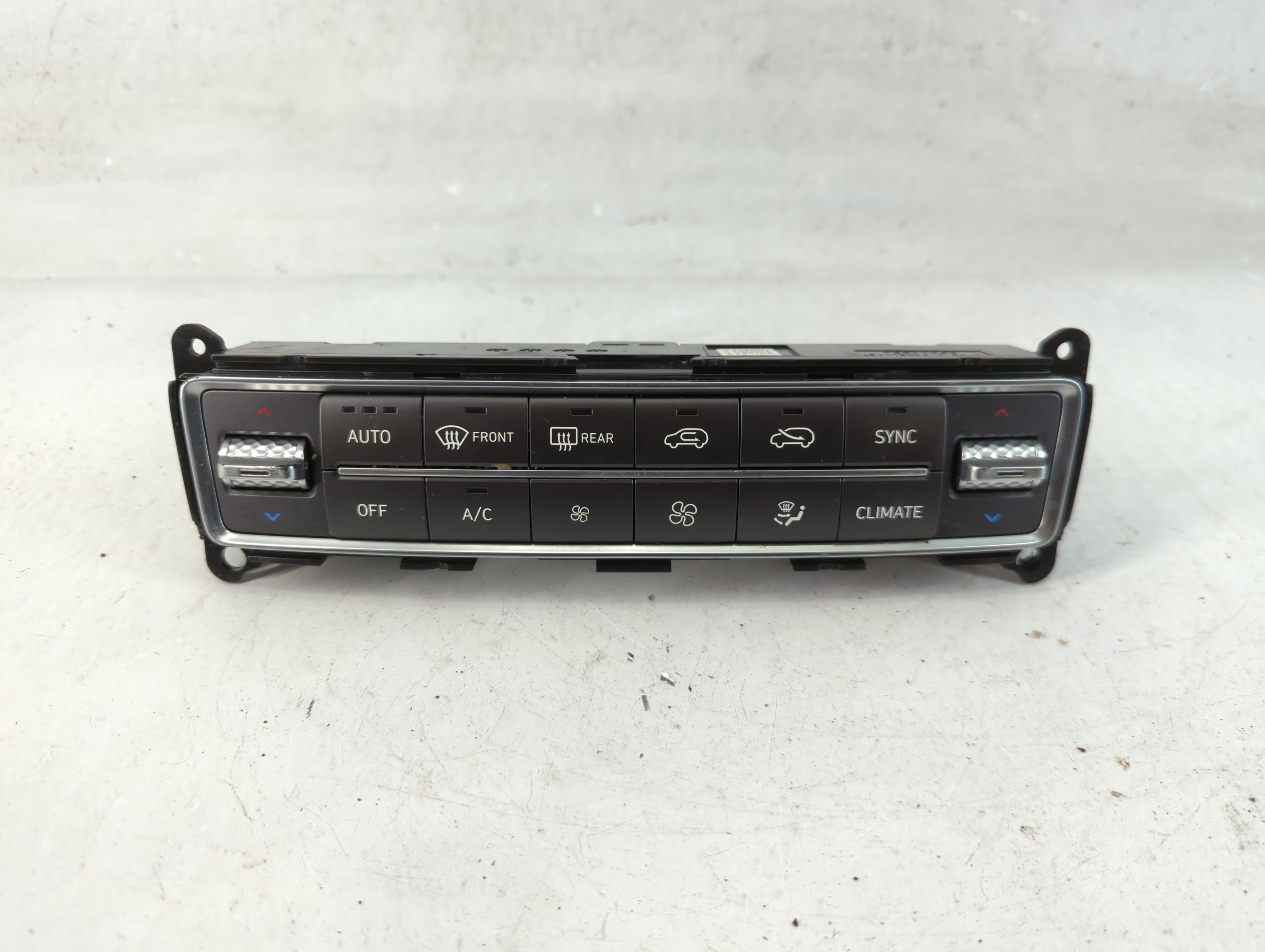 Picture of 2021-2021 Hyundai Santa Fe Ac Heater Climate Control 97250-s2ja0 829749