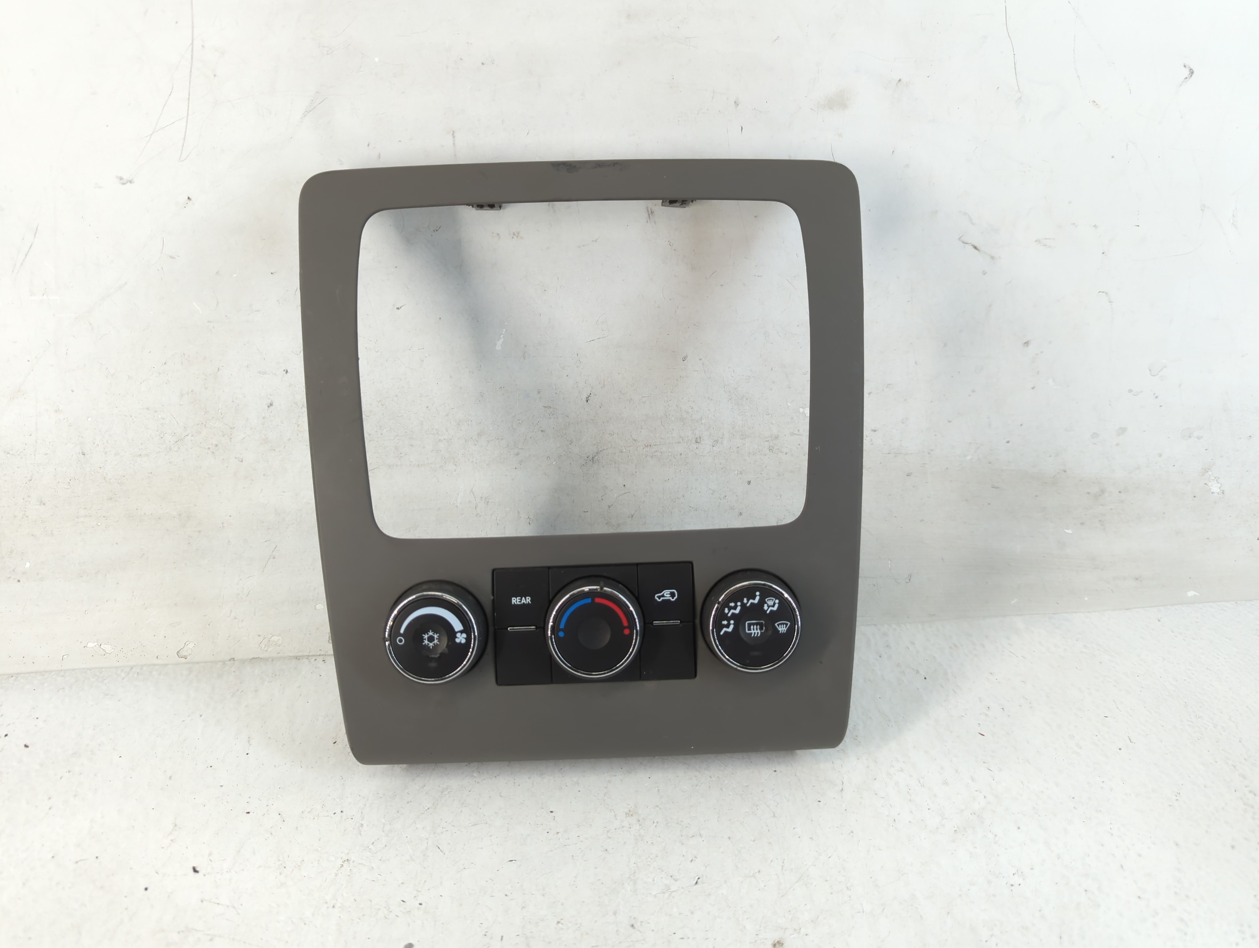 Picture of 2013-2017 Chevrolet Traverse Ac Heater Climate Control 22969802 829815