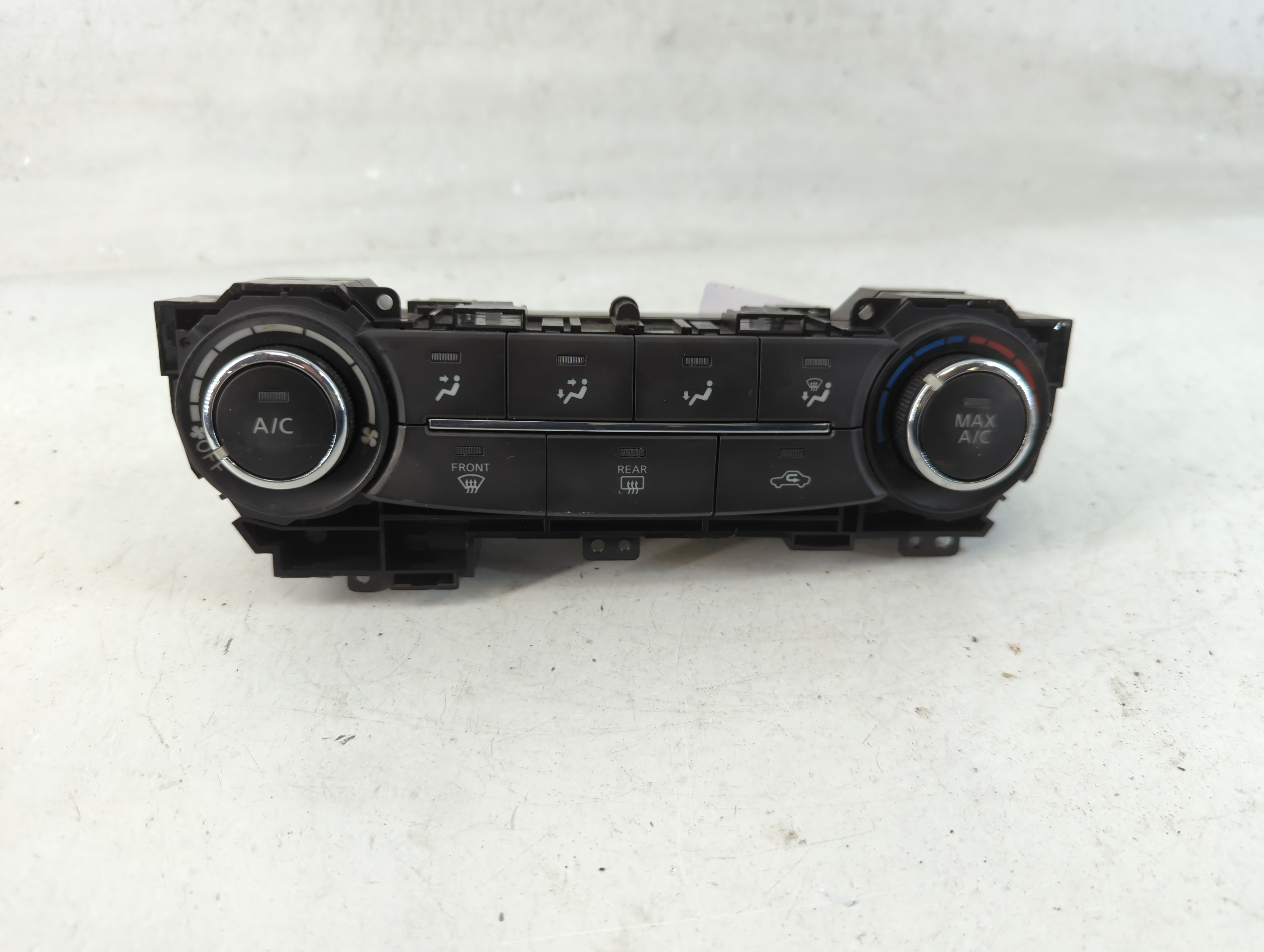 2017-2019 Nissan Sentra Ac Heater Climate Control 275004at2a 829816 - Oemusedautoparts1.com