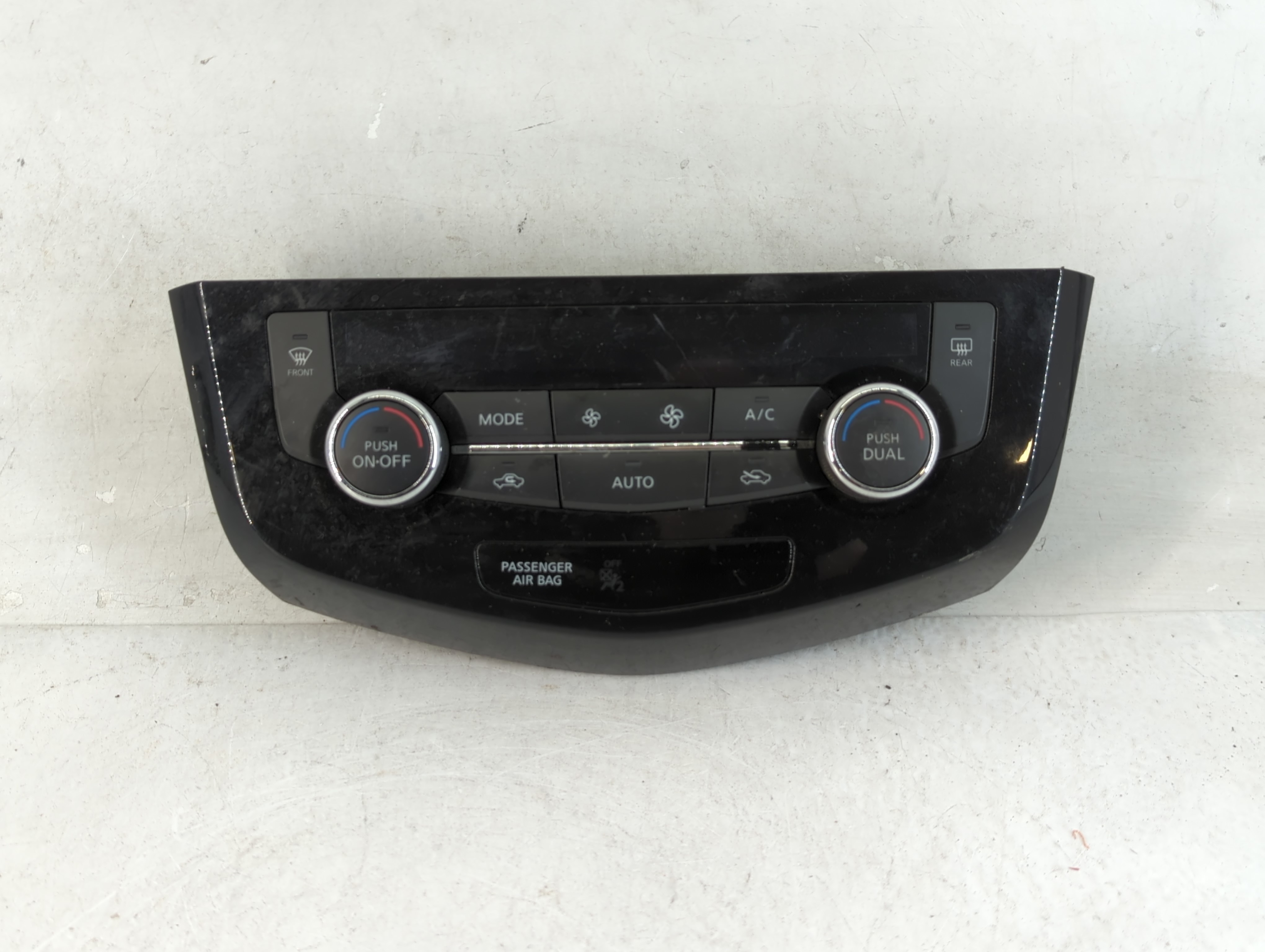 2003-2006 Kia Sorento Ac Heater Climate Control 27500 7fe0a 829820 - Oemusedautoparts1.com