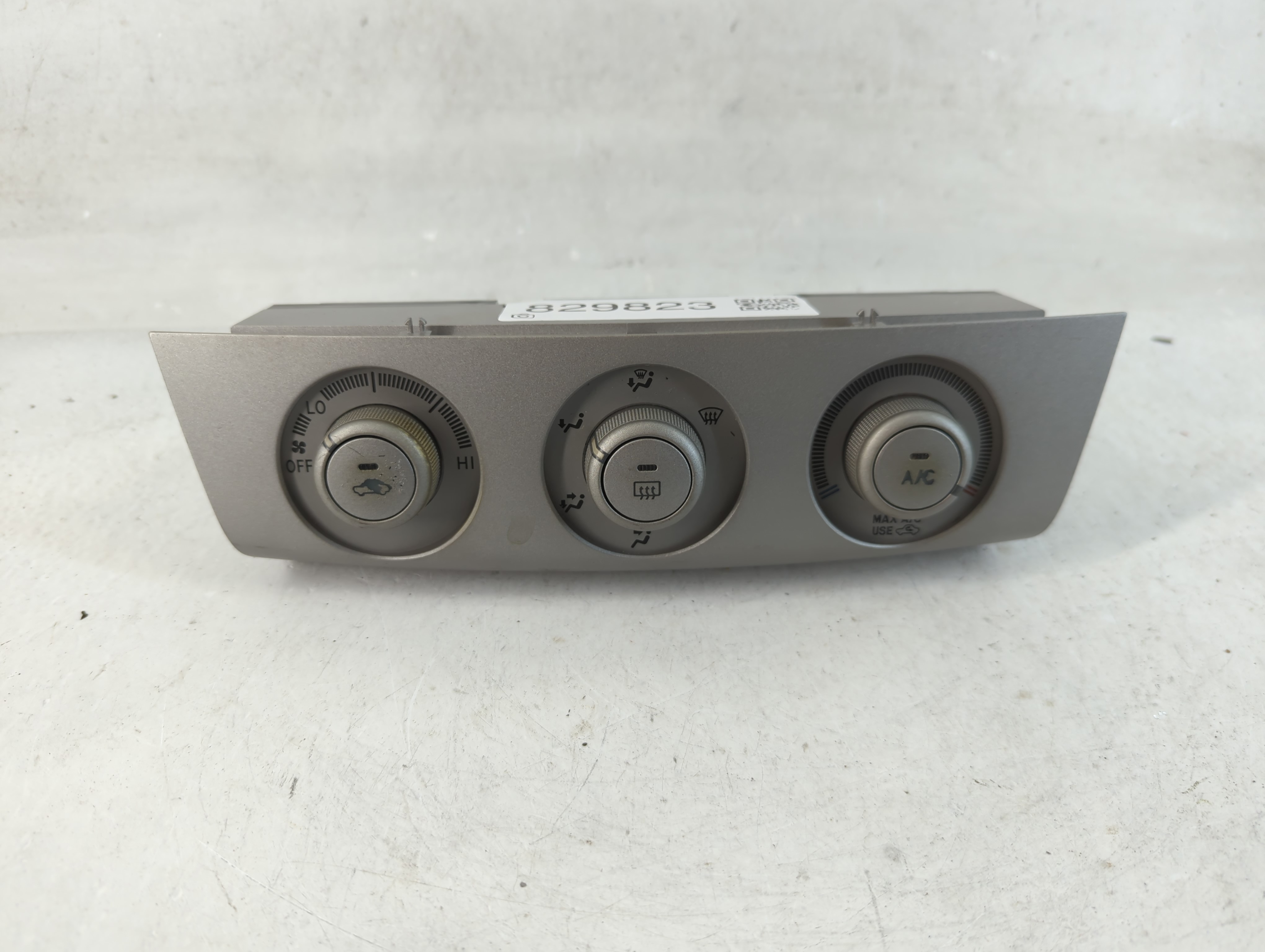 2004-2006 Toyota Solara Ac Heater Climate Control 55902-aa011-a 829823 - Oemusedautoparts1.com