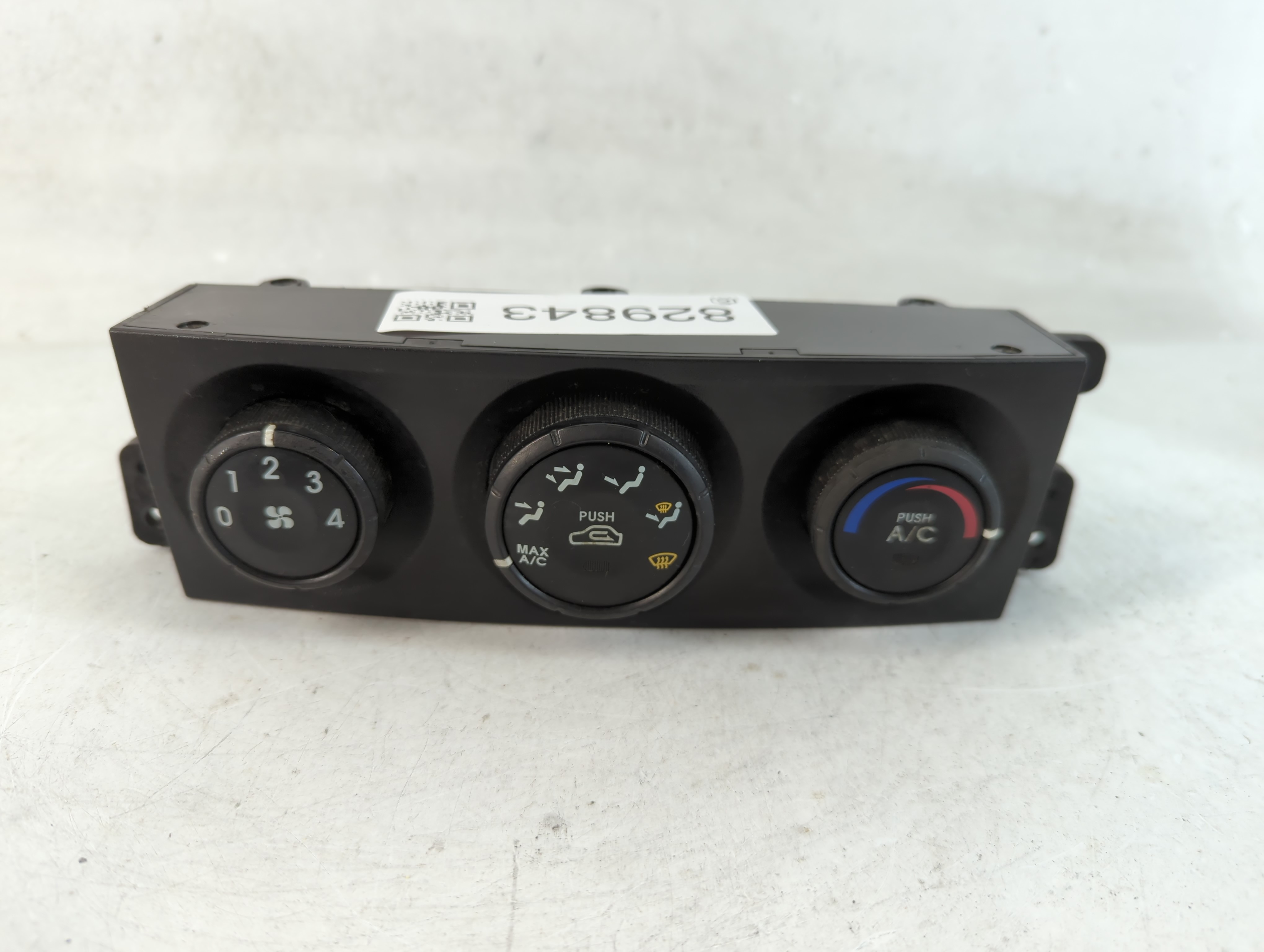 2003-2006 Kia Sorento Ac Heater Climate Control 97250-3e401 829843 - Oemusedautoparts1.com