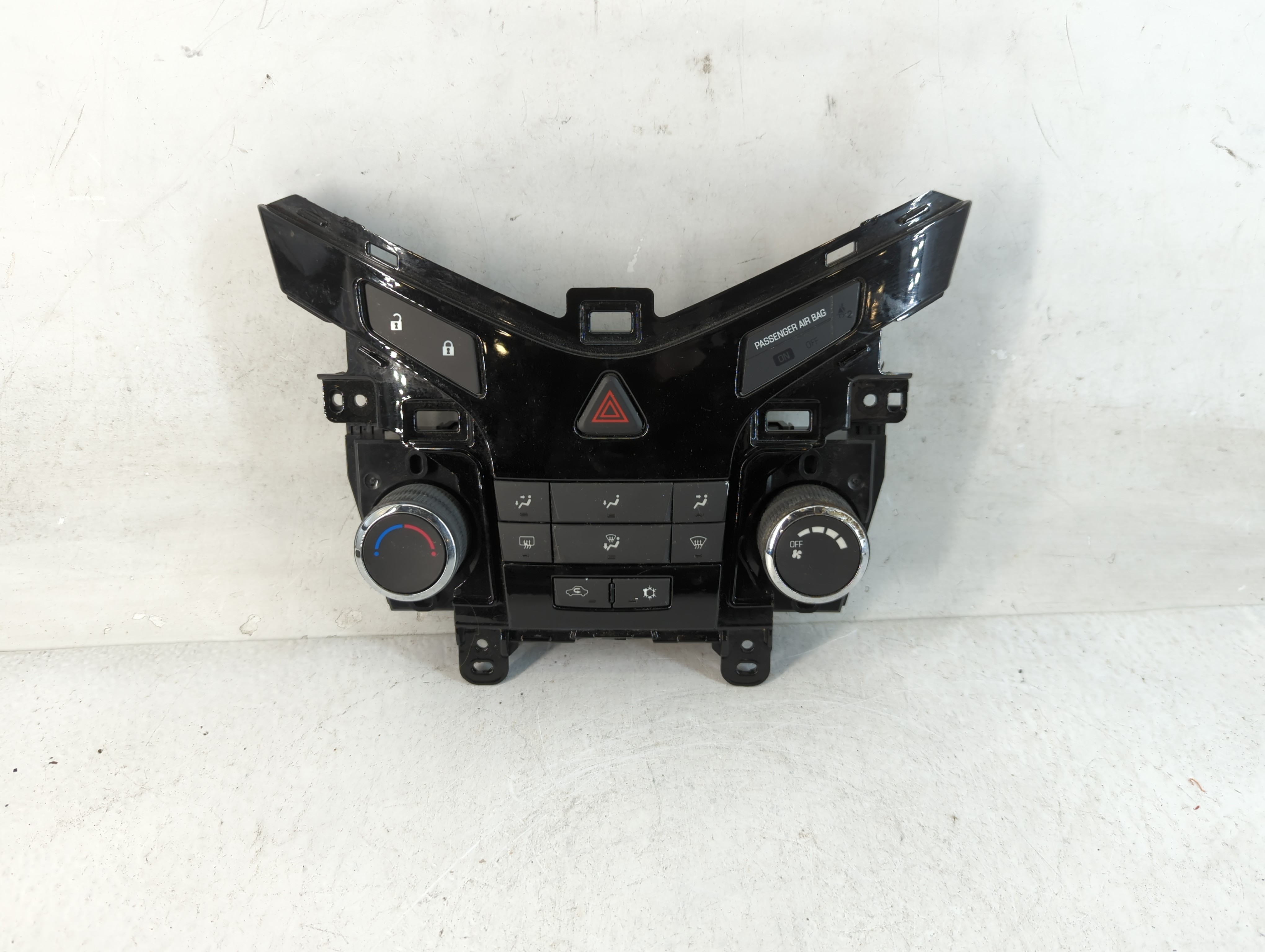 2011-2012 Chevrolet Cruze Ac Heater Climate Control 95017054 829850 - Oemusedautoparts1.com