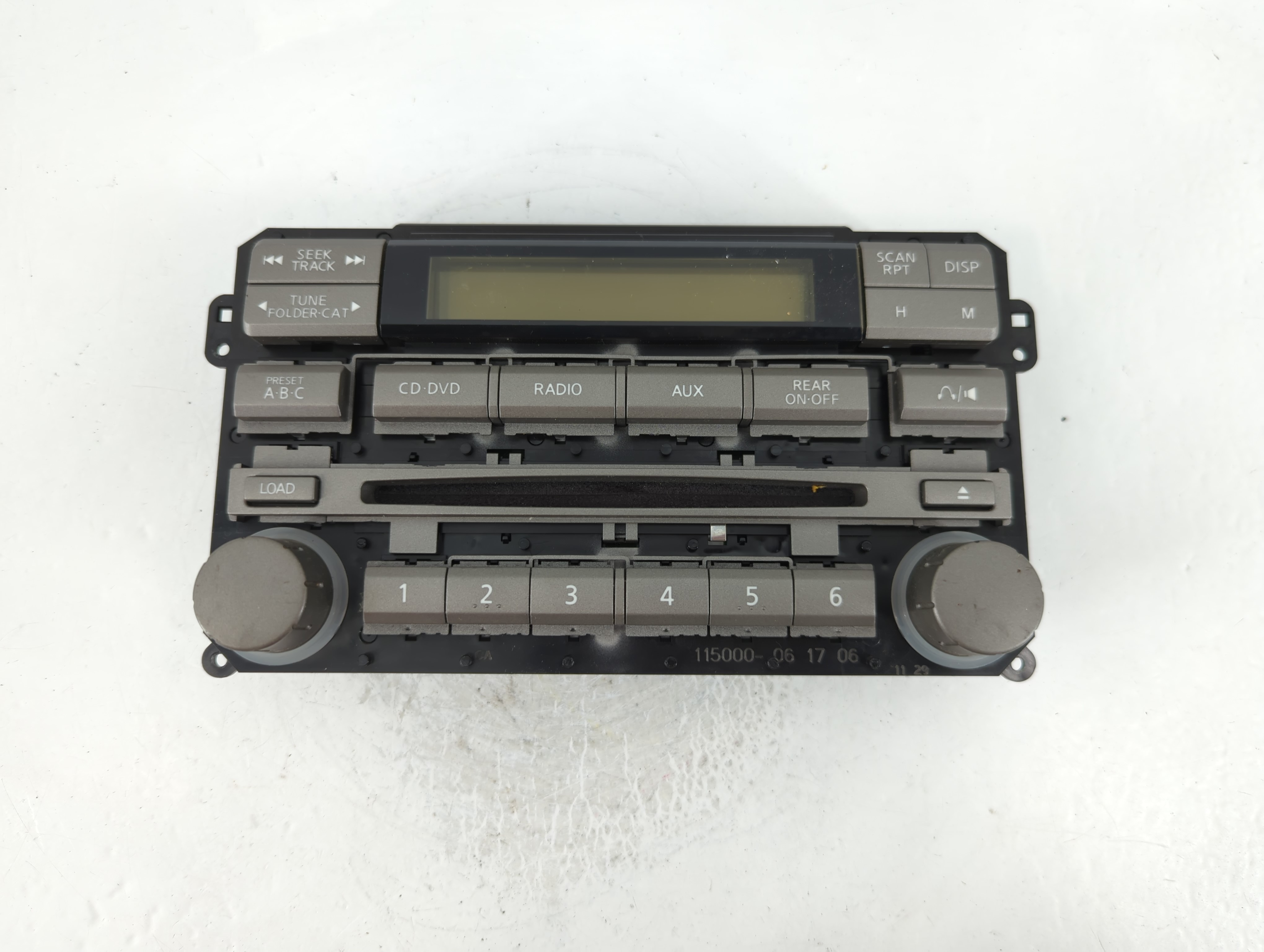 2006-2006 Nissan Armada Am Fm Cd Player Radio Receiver 829879 - Oemusedautoparts1.com