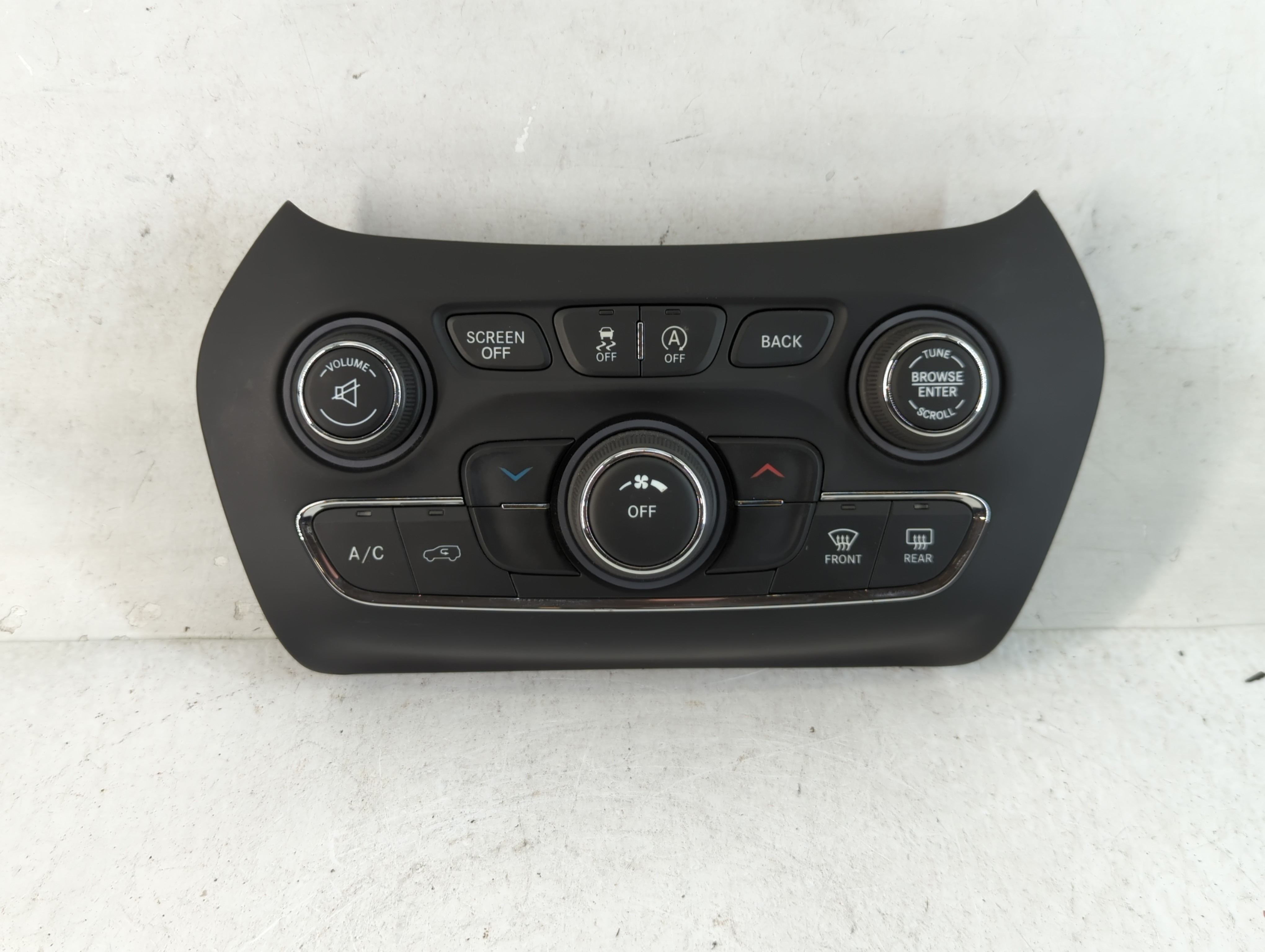 2015-2018 Jeep Cherokee Ac Heater Climate Control 68293523ac 829954 - Oemusedautoparts1.com
