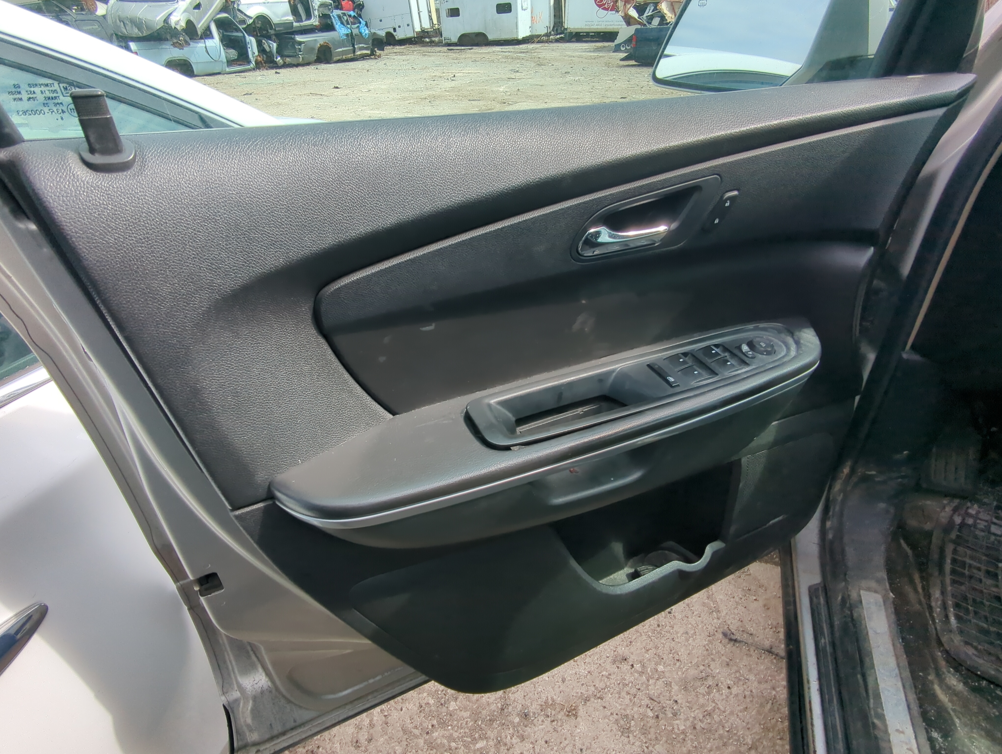 Picture of 2007 Gmc Acadia Front Left Driver Interior Door Panel Trim 830097