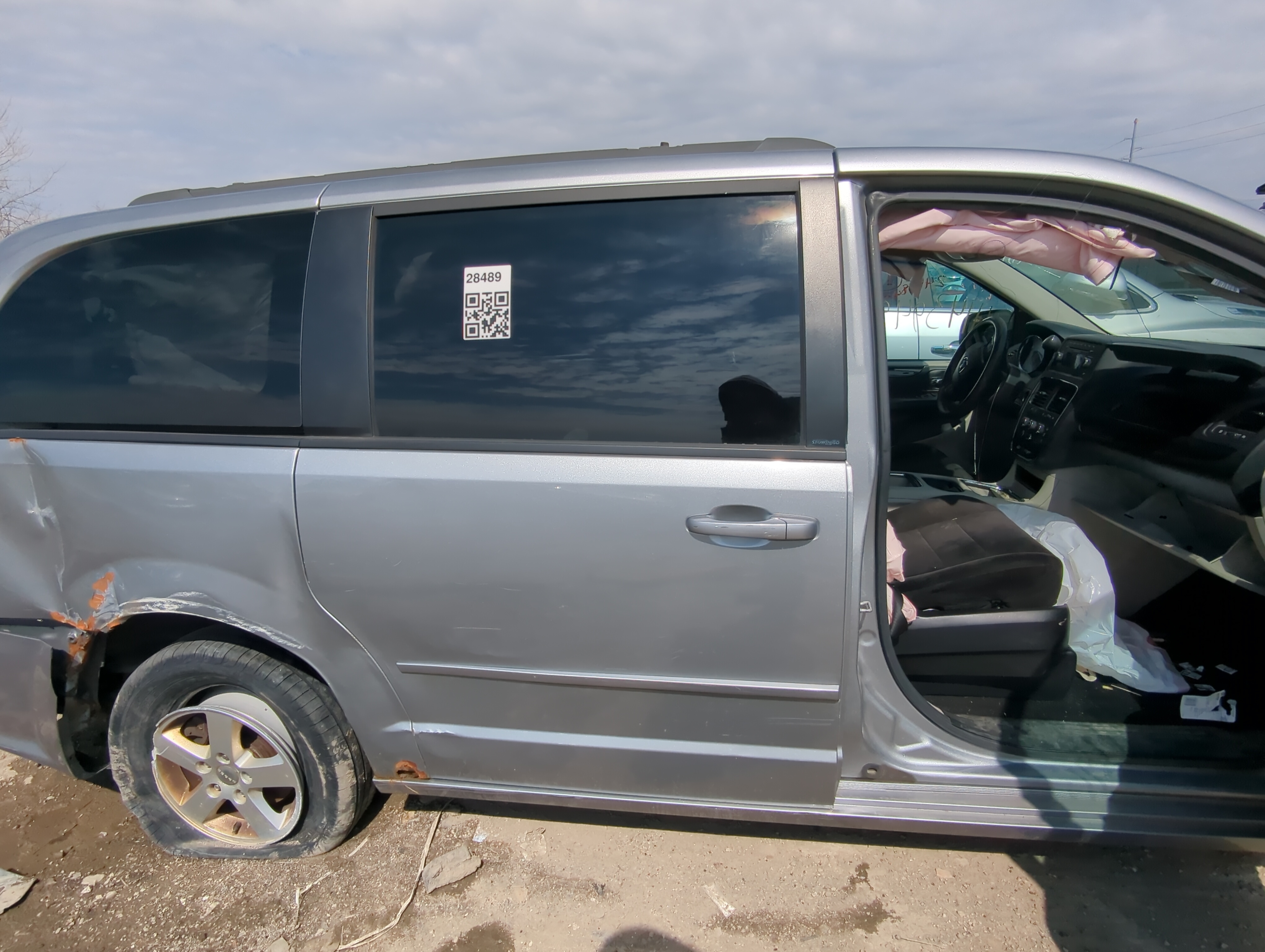 Dodge Caravan Passenger Fender 830172 - Oemusedautoparts1.com