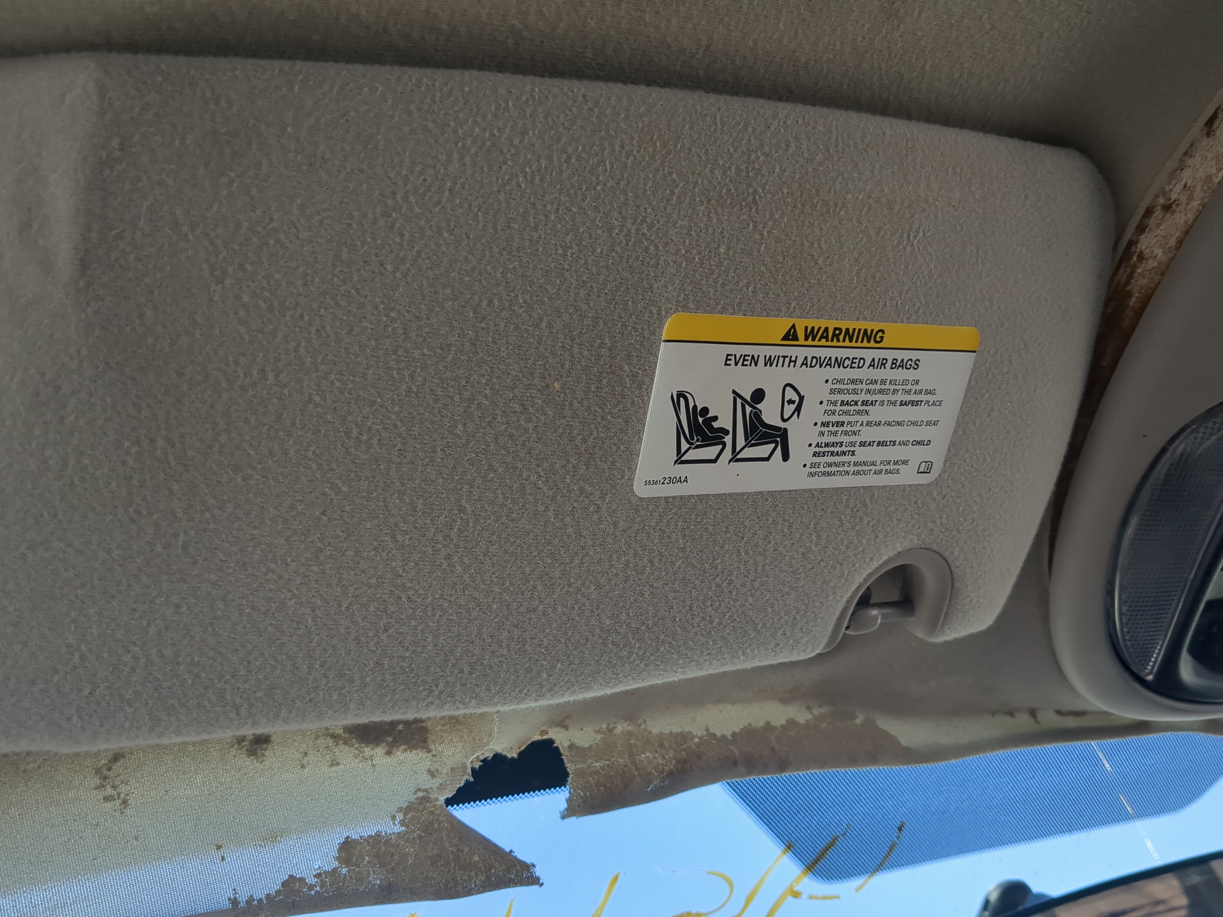 2004-2007 Dodge Caravan Driver Sun Visor Mirror Left Sunvisor 830526 - Oemusedautoparts1.com