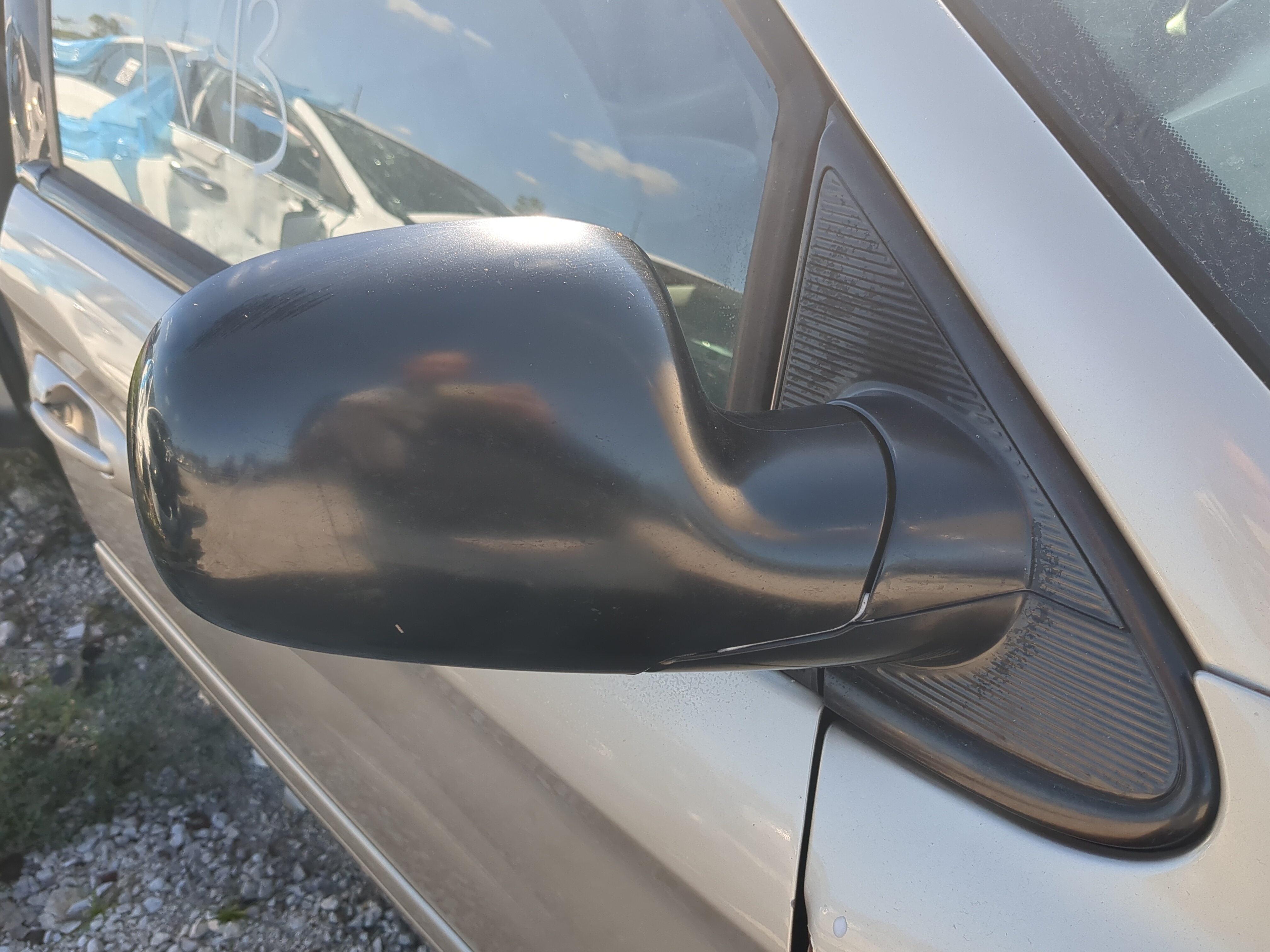 2001-2007 Dodge Caravan Passenger Right Side View Power Door Mirror 830550 - Oemusedautoparts1.com