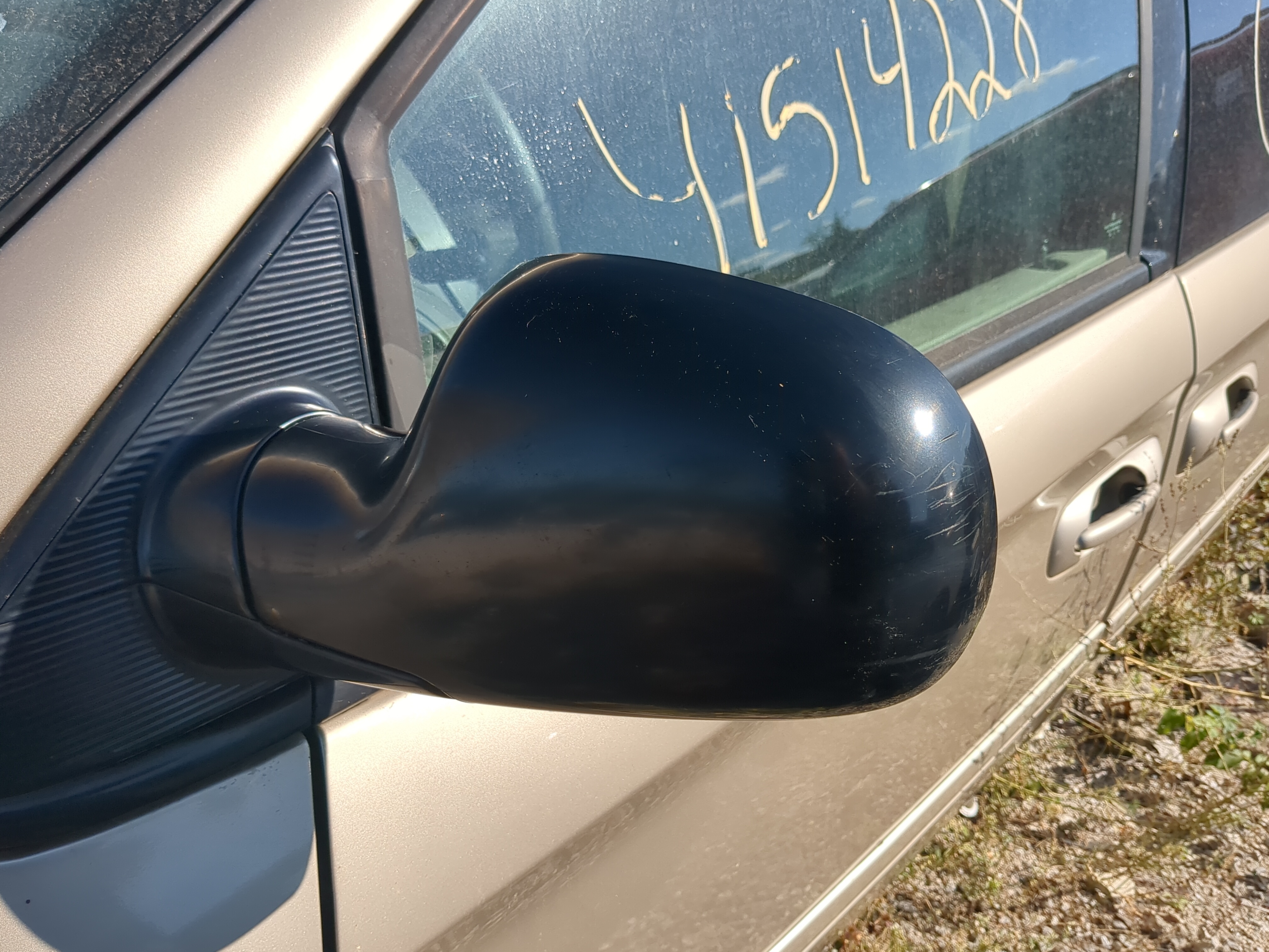 2001-2007 Dodge Caravan Driver Left Side View Power Door Mirror 830551 - Oemusedautoparts1.com