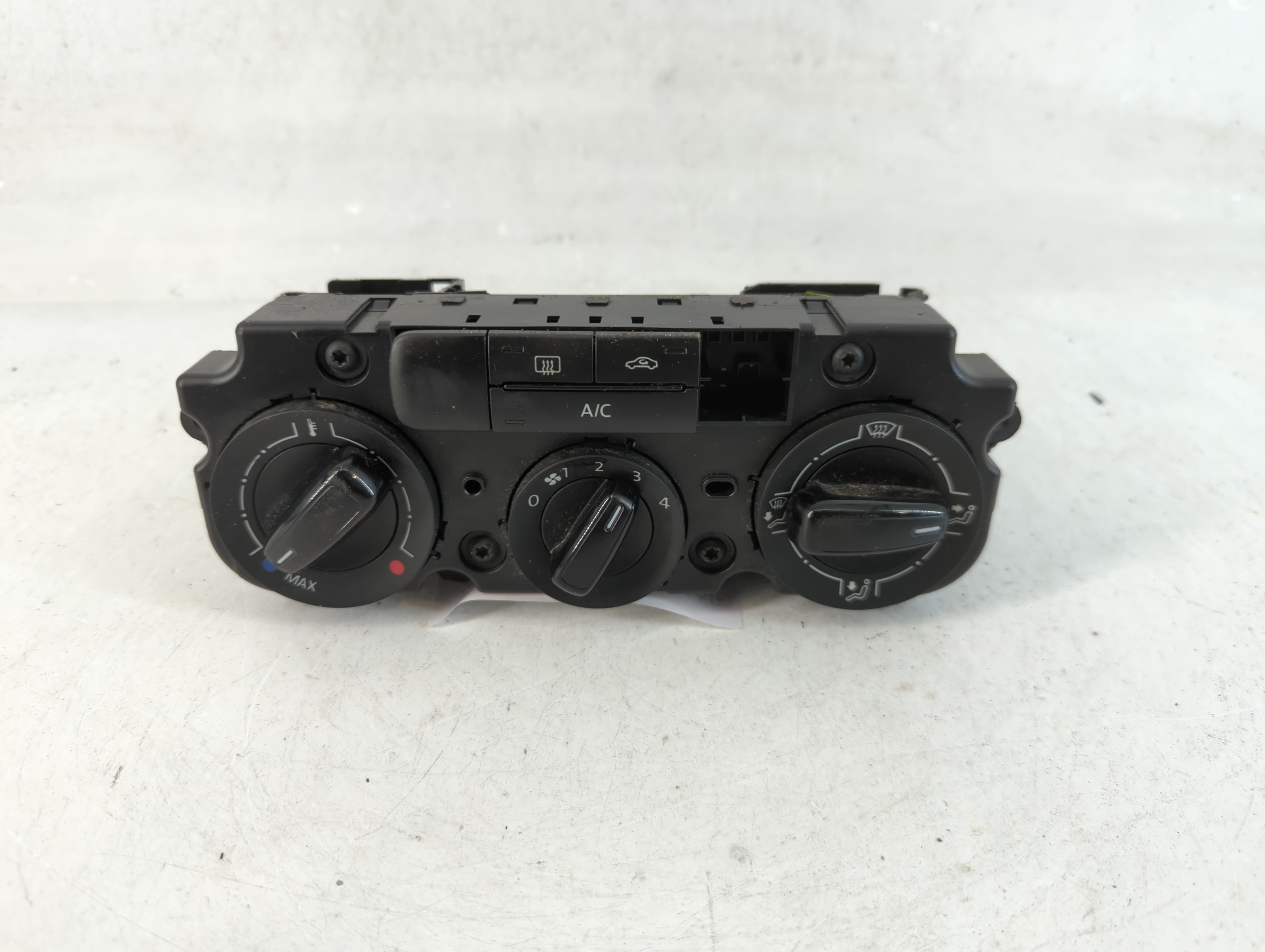 Picture of 2011-2014 Volkswagen Jetta Ac Heater Climate Control 0718-09214 830604