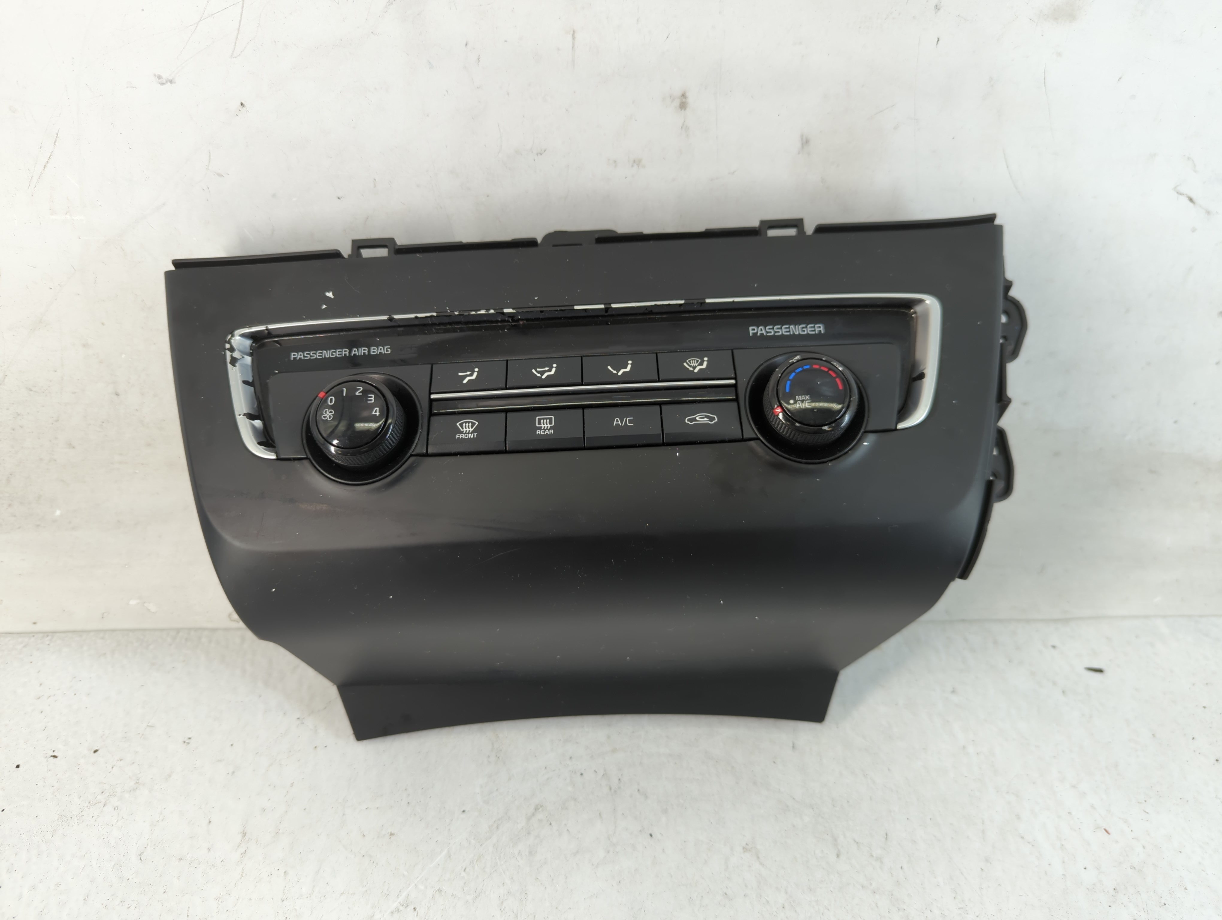 2016-2018 Kia Optima Ac Heater Climate Control 97250-d5500 830623 - Oemusedautoparts1.com